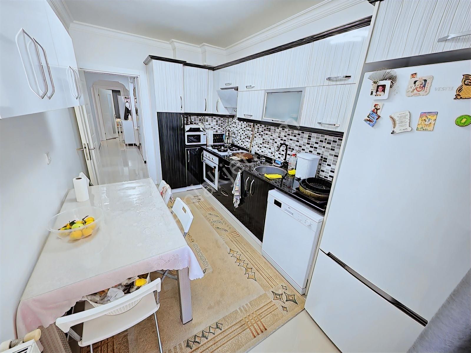 Satılık 2+1 Daire, Kapalı Mutfak, Ebeveyn Banyo, Otoparklı - Görsel 14