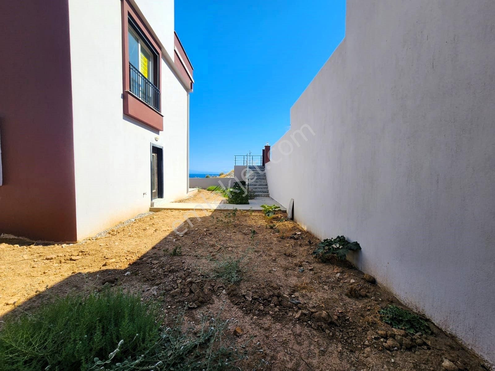 İzmi̇r Seferi̇hi̇sar Doğanbey De Satılık Deni̇z Manzaralı Yazlık 3+1 - Görsel 9