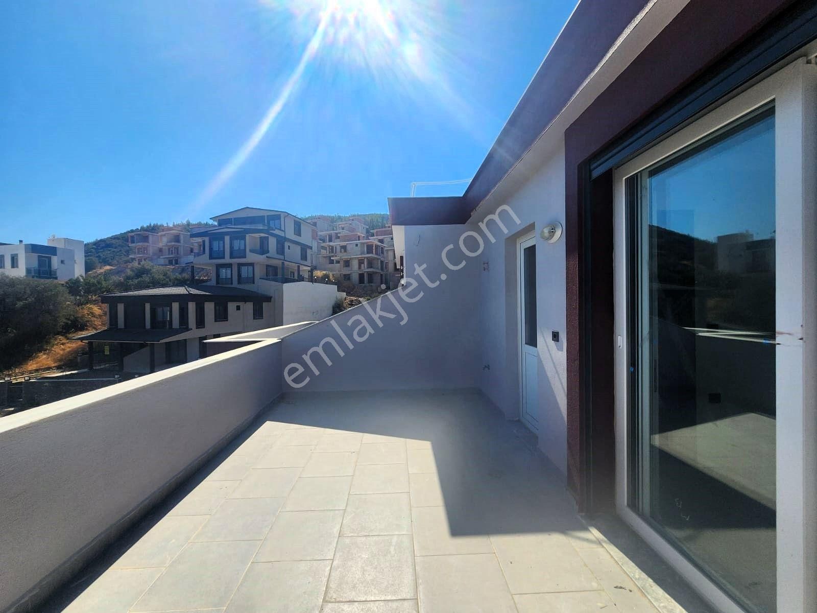 İzmi̇r Seferi̇hi̇sar Doğanbey De Satılık Deni̇z Manzaralı Yazlık 3+1 - Görsel 26