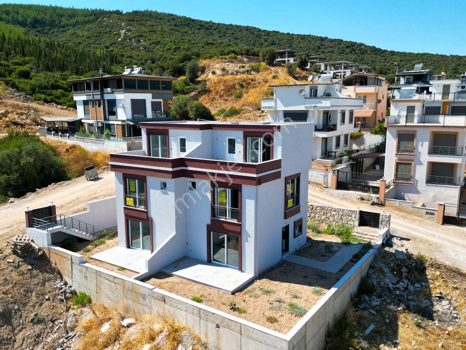 İzmi̇r Seferi̇hi̇sar Doğanbey De Satılık Deni̇z Manzaralı Yazlık 3+1 - Görsel 2