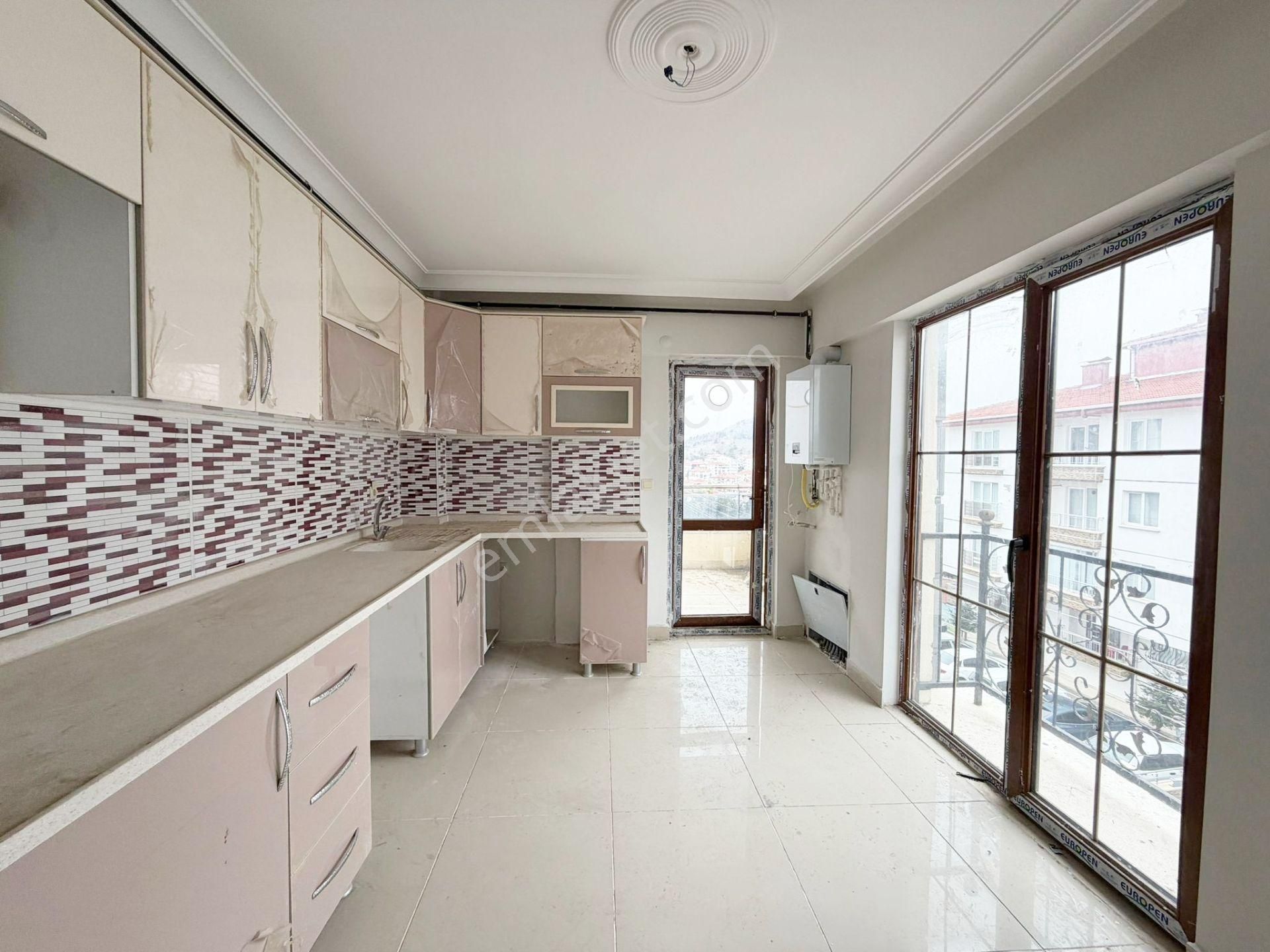 Öz'maşallah.dan Katta Acil Satılık Yenı Bina 3+1 Daire,,, - Görsel 9