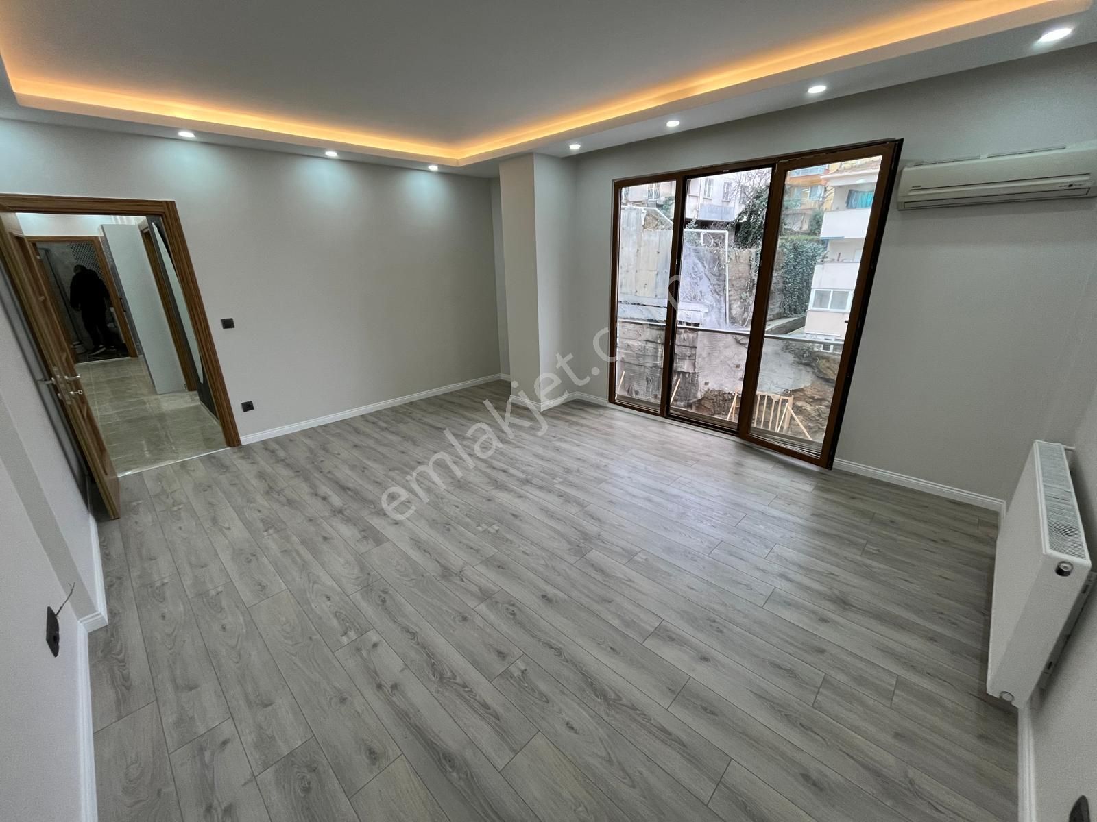 ▃artemin▃altıntepe Sporıum'da İçi Yenilenmiş 3.kat 2+1 85m² - Görsel 7