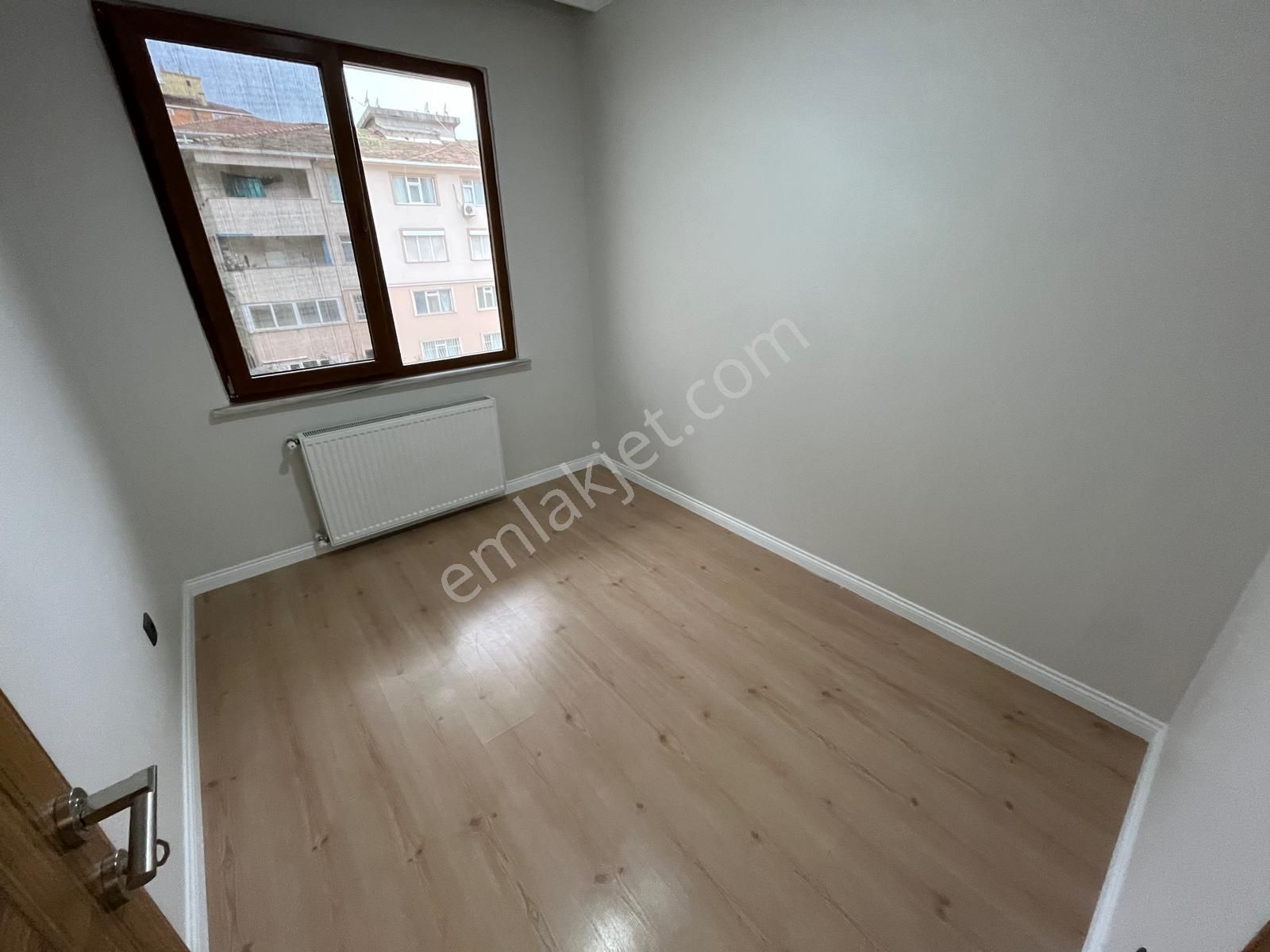 ▃artemin▃altıntepe Sporıum'da İçi Yenilenmiş 3.kat 2+1 85m² - Görsel 15
