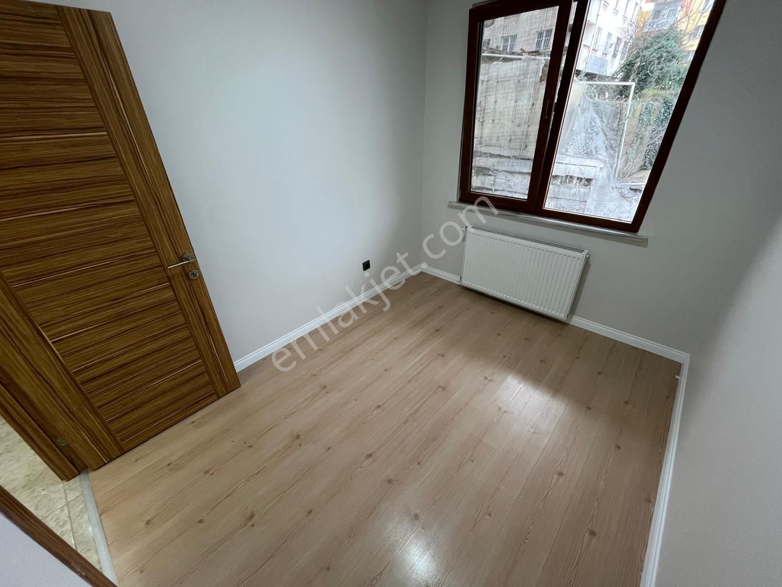 ▃artemin▃altıntepe Sporıum'da İçi Yenilenmiş 3.kat 2+1 85m² - Görsel 16