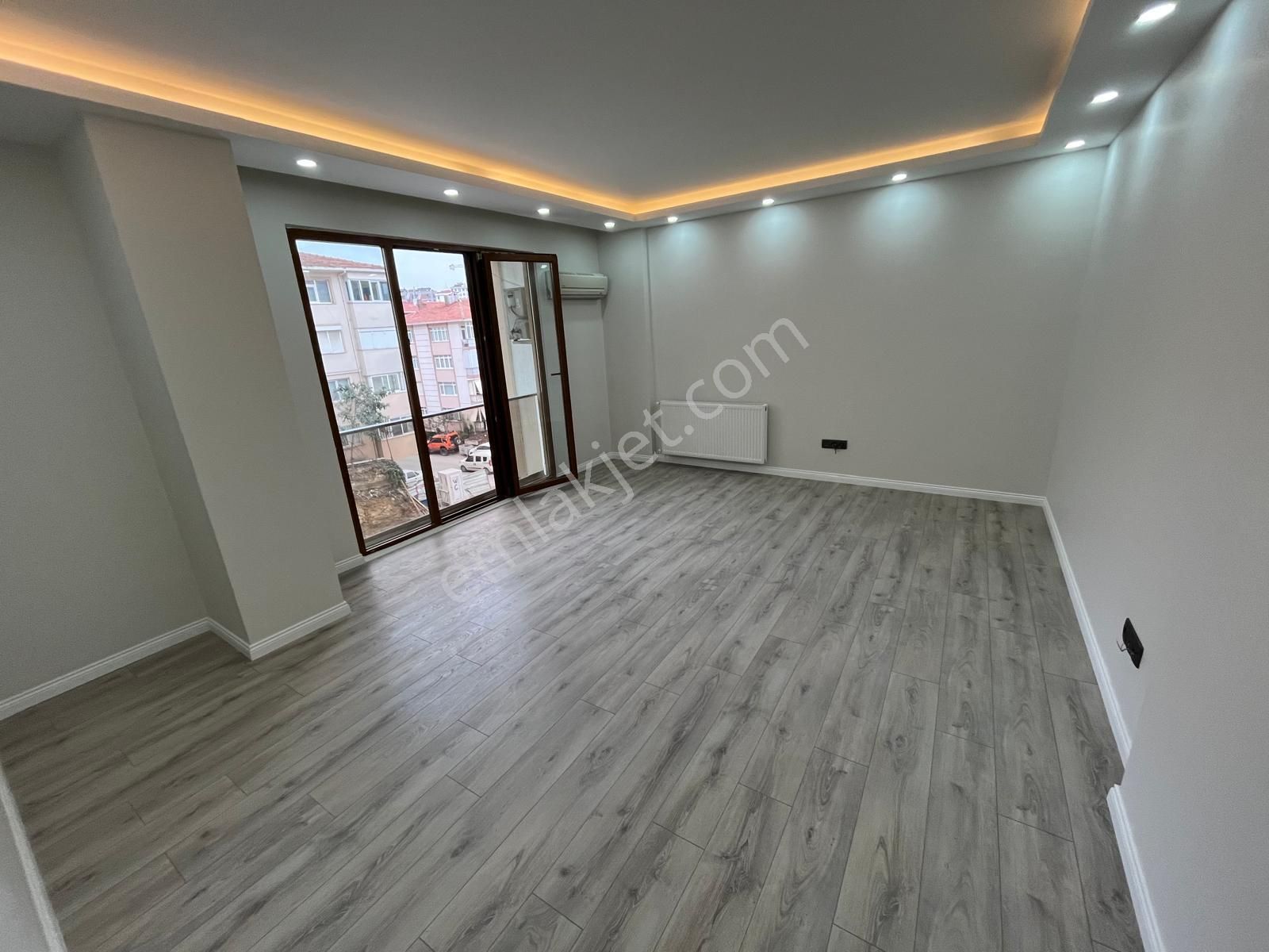 ▃artemin▃altıntepe Sporıum'da İçi Yenilenmiş 3.kat 2+1 85m² - Görsel 5