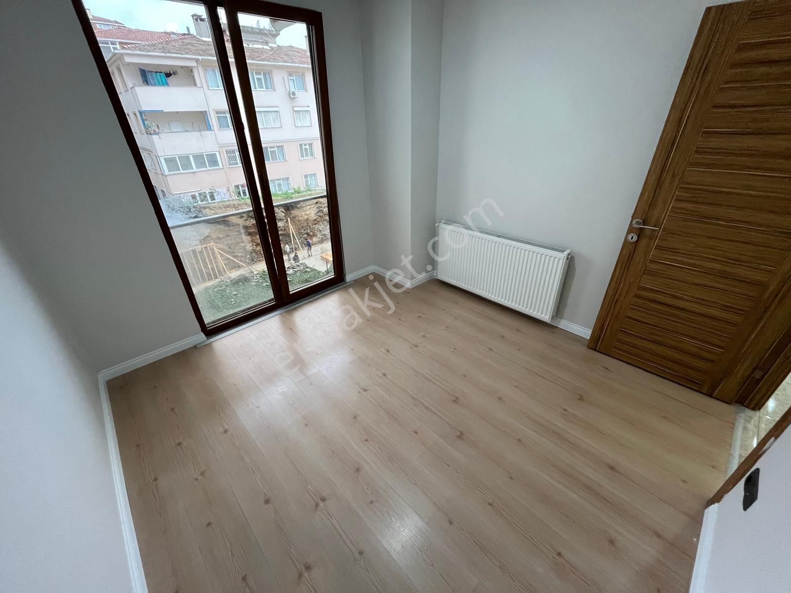▃artemin▃altıntepe Sporıum'da İçi Yenilenmiş 3.kat 2+1 85m² - Görsel 18