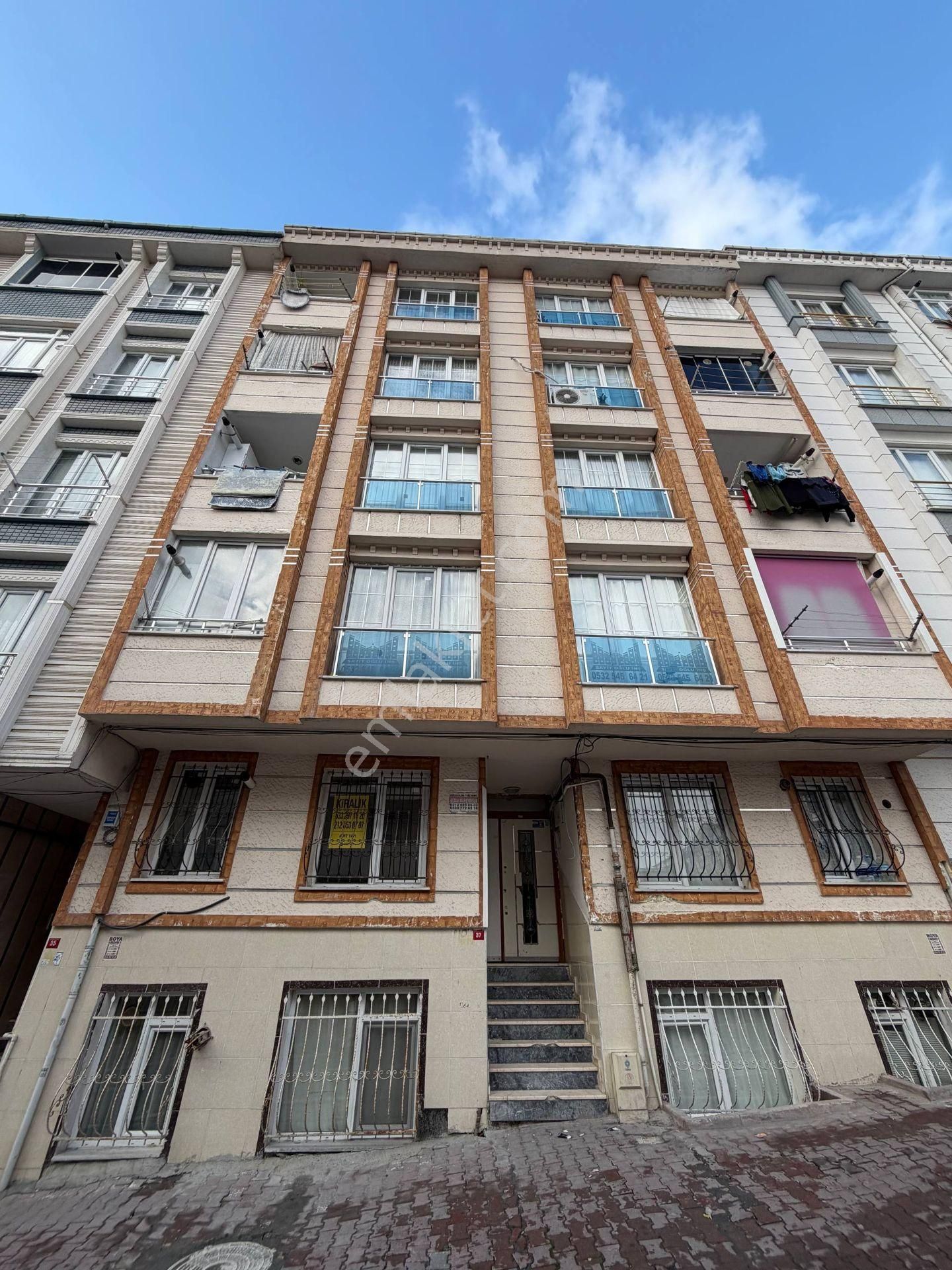 Esenyurt Üçevler Mahallesi 1+1 Kiralık Daire Yüksek Giriş Kapalı Mutfak Meydana Yürüme Mesafesinde - Görsel 4