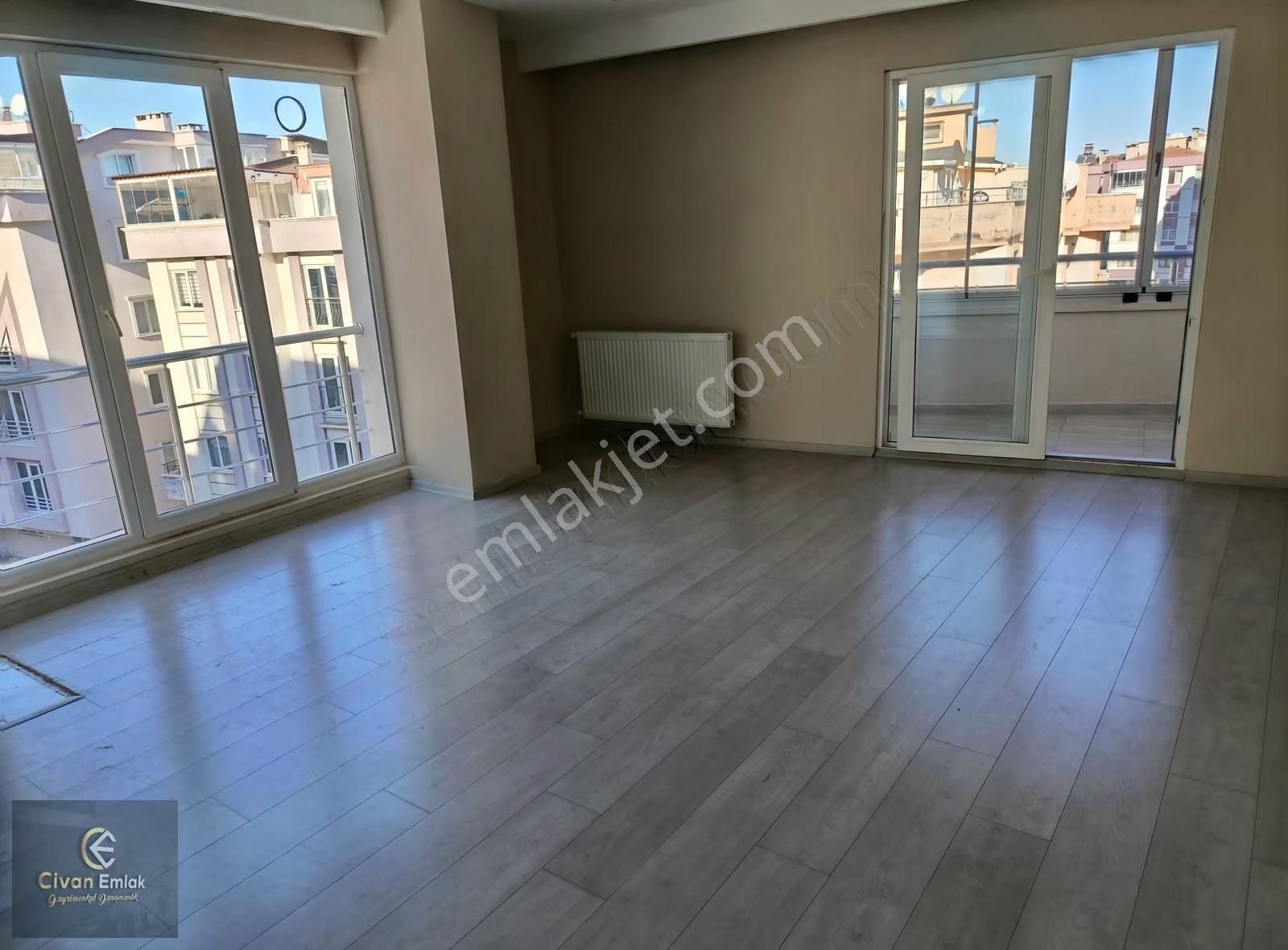 Civan'dan Karayollarında Tranvayın Üstünde Satılık 2+1 Daire - Görsel 15