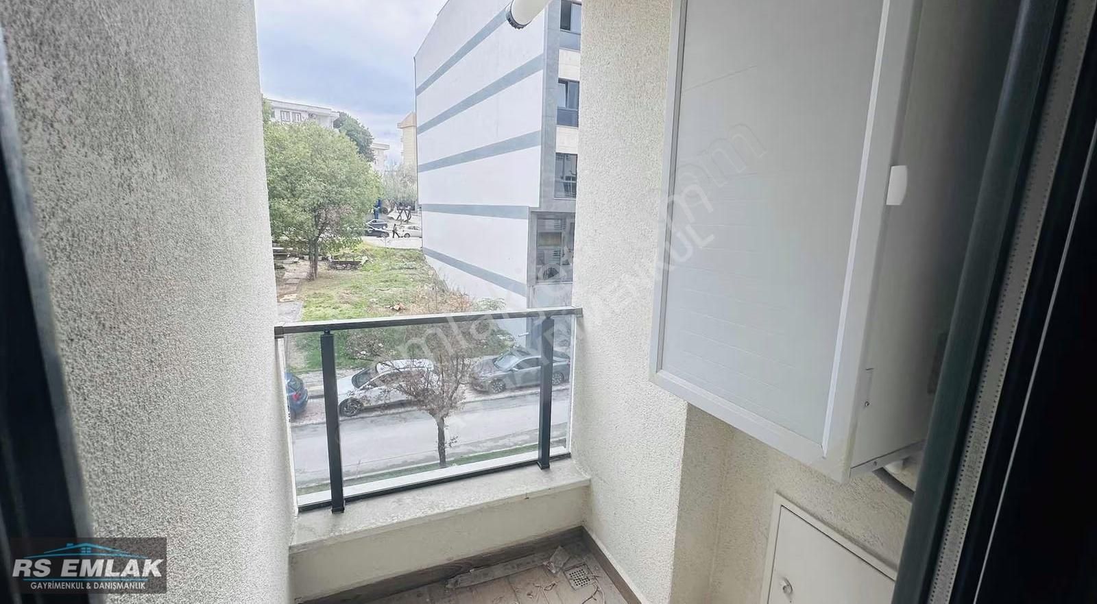 Görükle'de Okul Ve Pazar Karşısı Satılık 1+1 Eşyalı Daire - Görsel 2