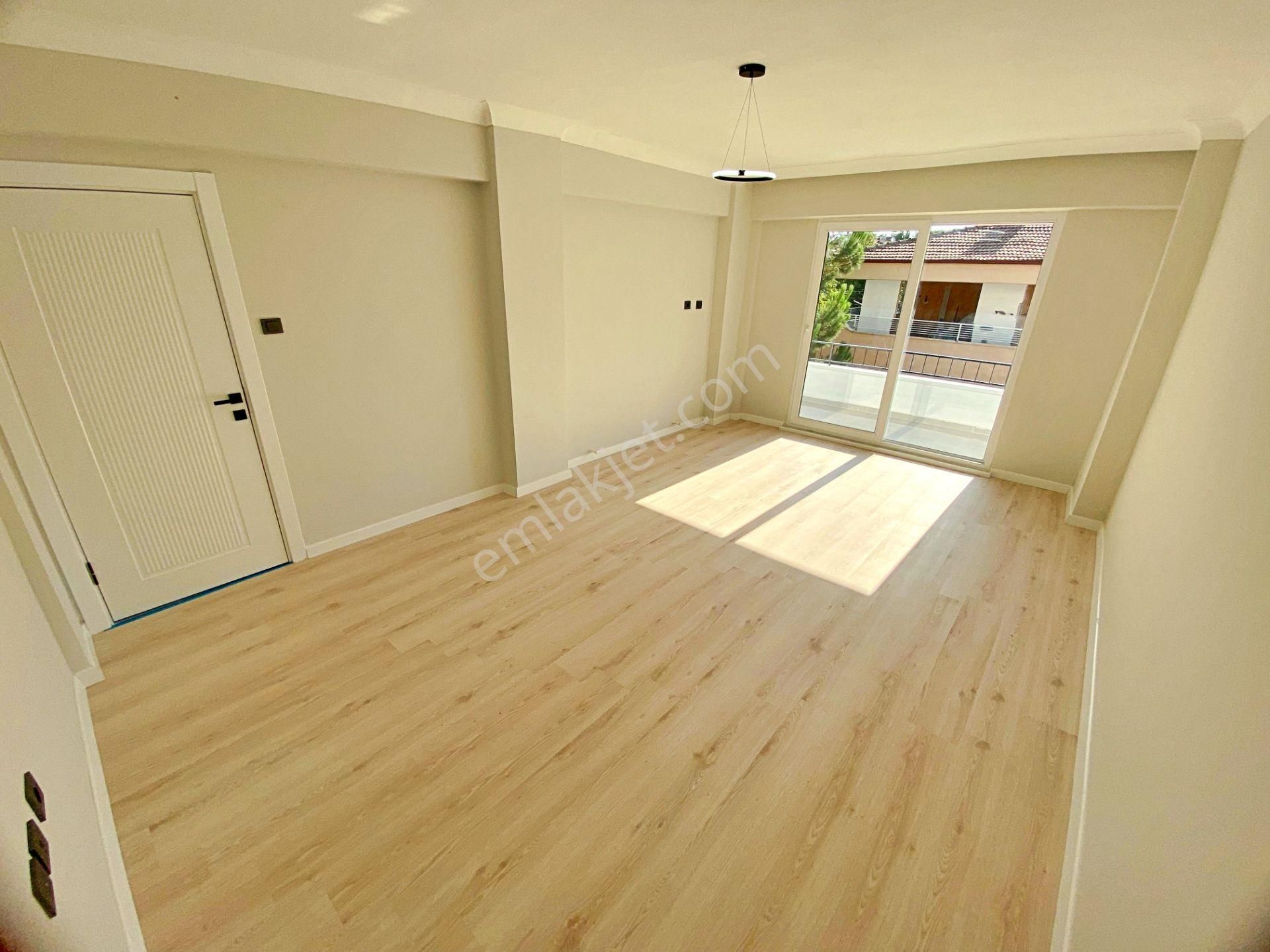 Blue Life Egenden Gerçek İlan İkizçayda Satılık İçi Full Yapılı Geniş Çift Balkonlu 2+1 Fırsat Daire - Görsel 3