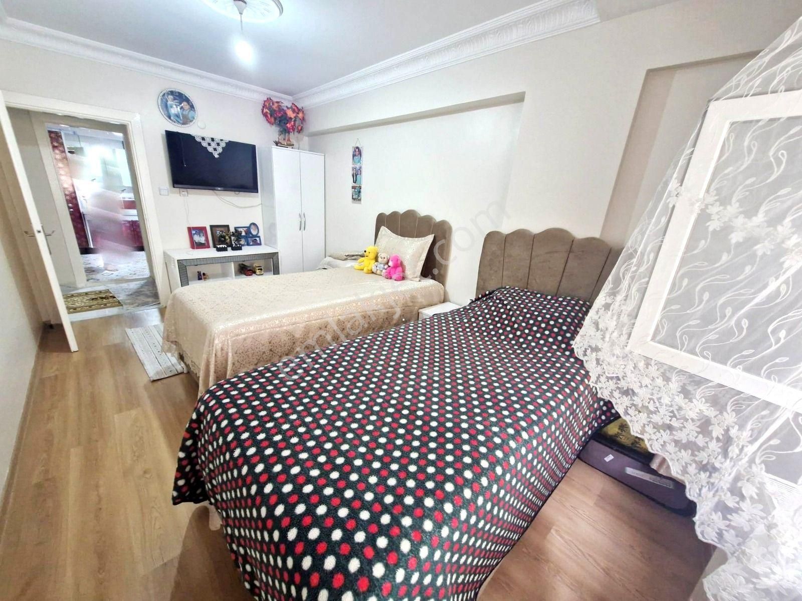 Çakmak Durağı Yakını Satılık Ara Kat 3+1 Ultra Geniş Daire - Görsel 8