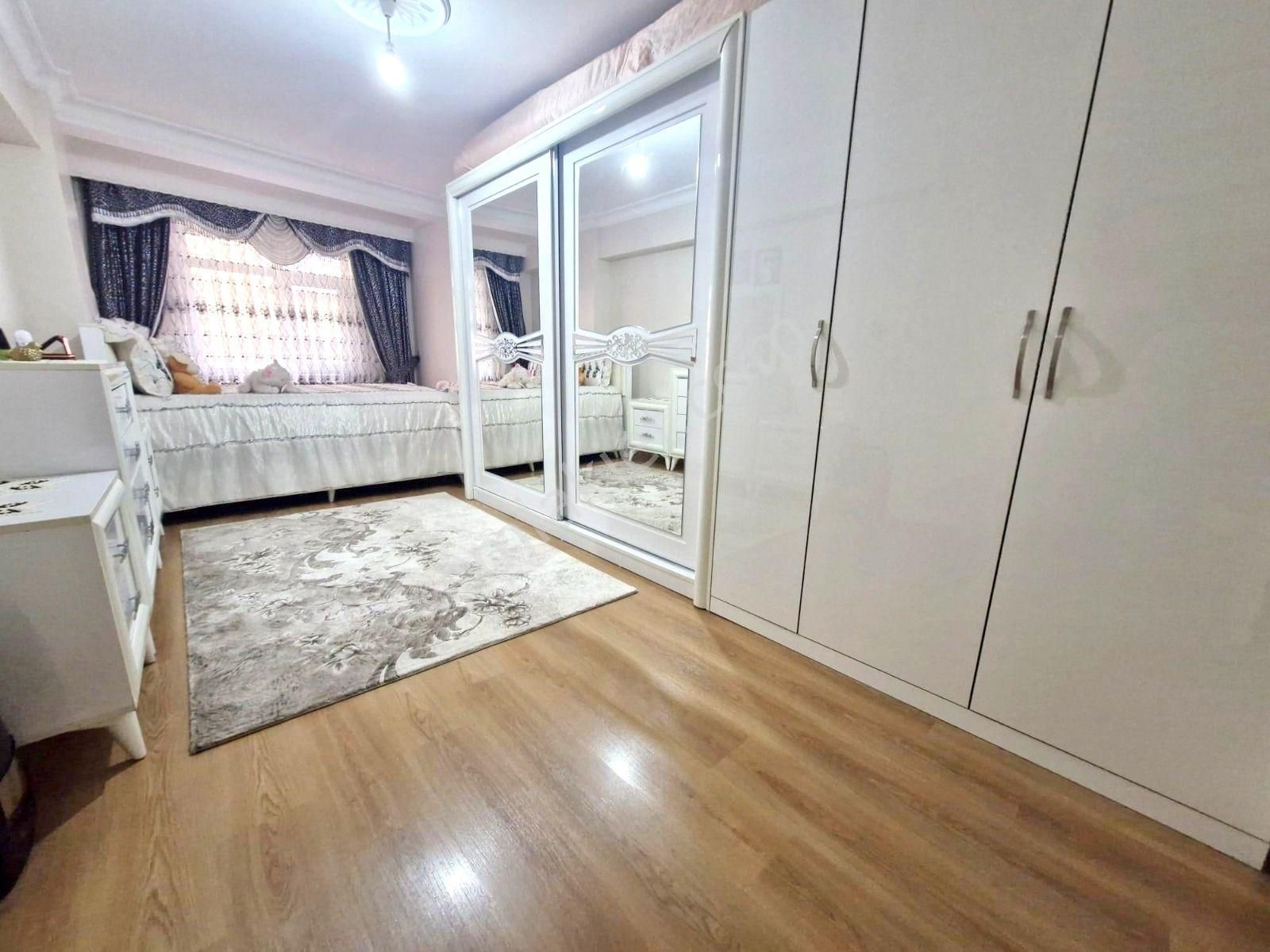 Çakmak Durağı Yakını Satılık Ara Kat 3+1 Ultra Geniş Daire - Görsel 11