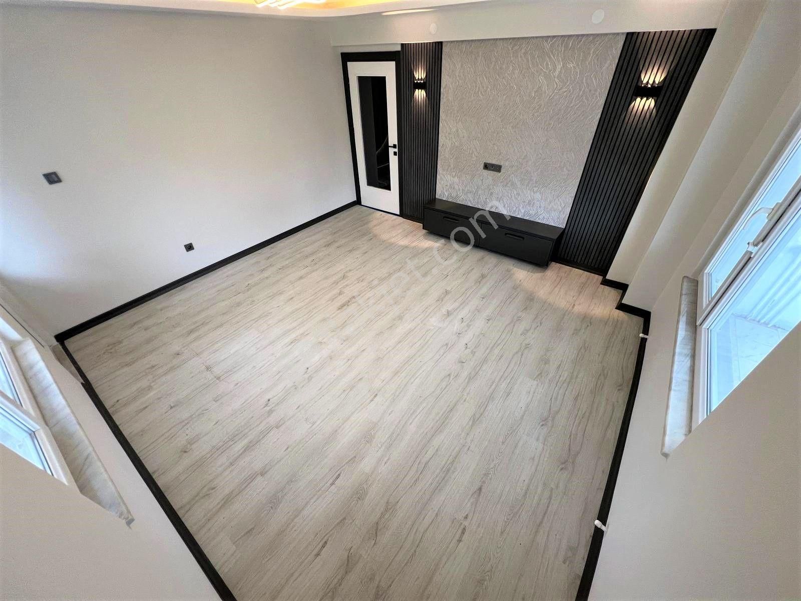 🟠🟠alfa'dan Akçay'da Satılık Ön Cephe Fırsat Ayrı Mutfak Arakat 2+1 Harika Dairee - Görsel 3