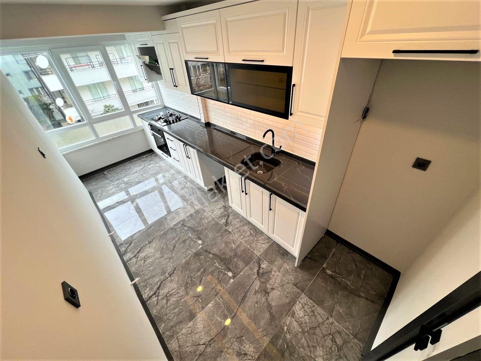 🟠🟠alfa'dan Akçay'da Satılık Ön Cephe Fırsat Ayrı Mutfak Arakat 2+1 Harika Dairee