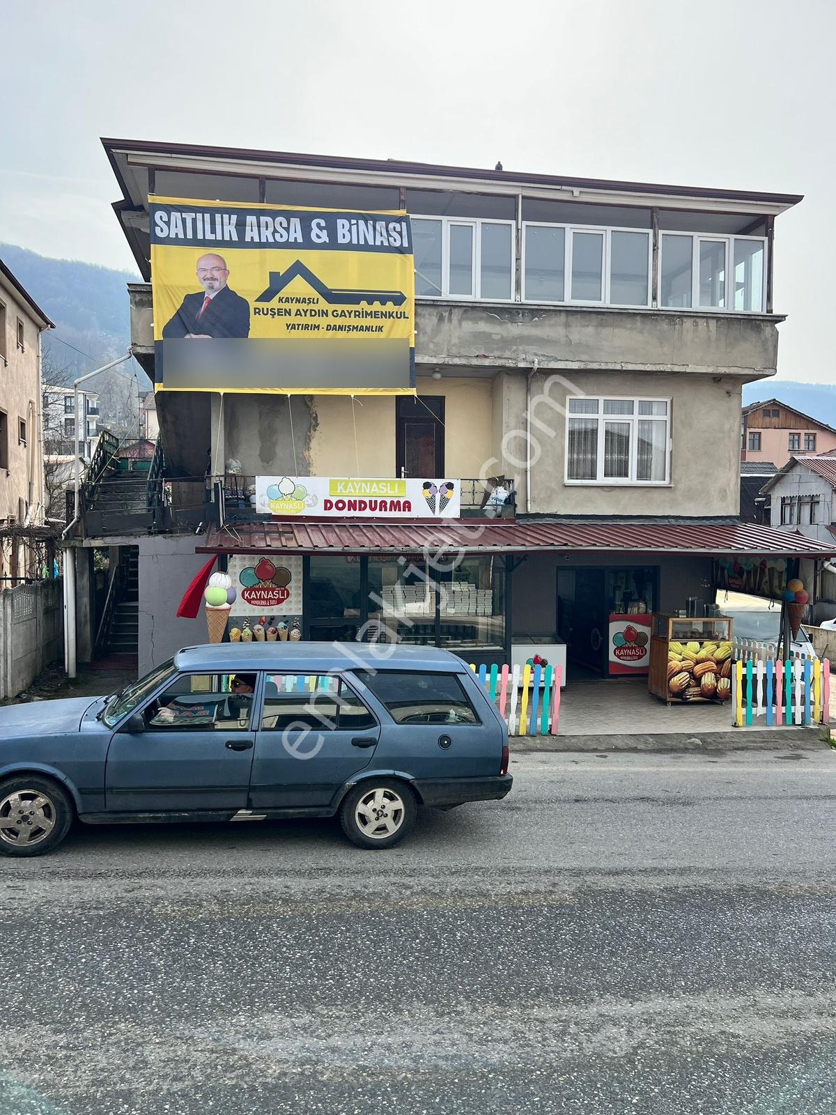 Ruşen Aydın Gayrimenkulden Kaynaşlı Merkezde Satılık İmarlı Arsa - Görsel 2