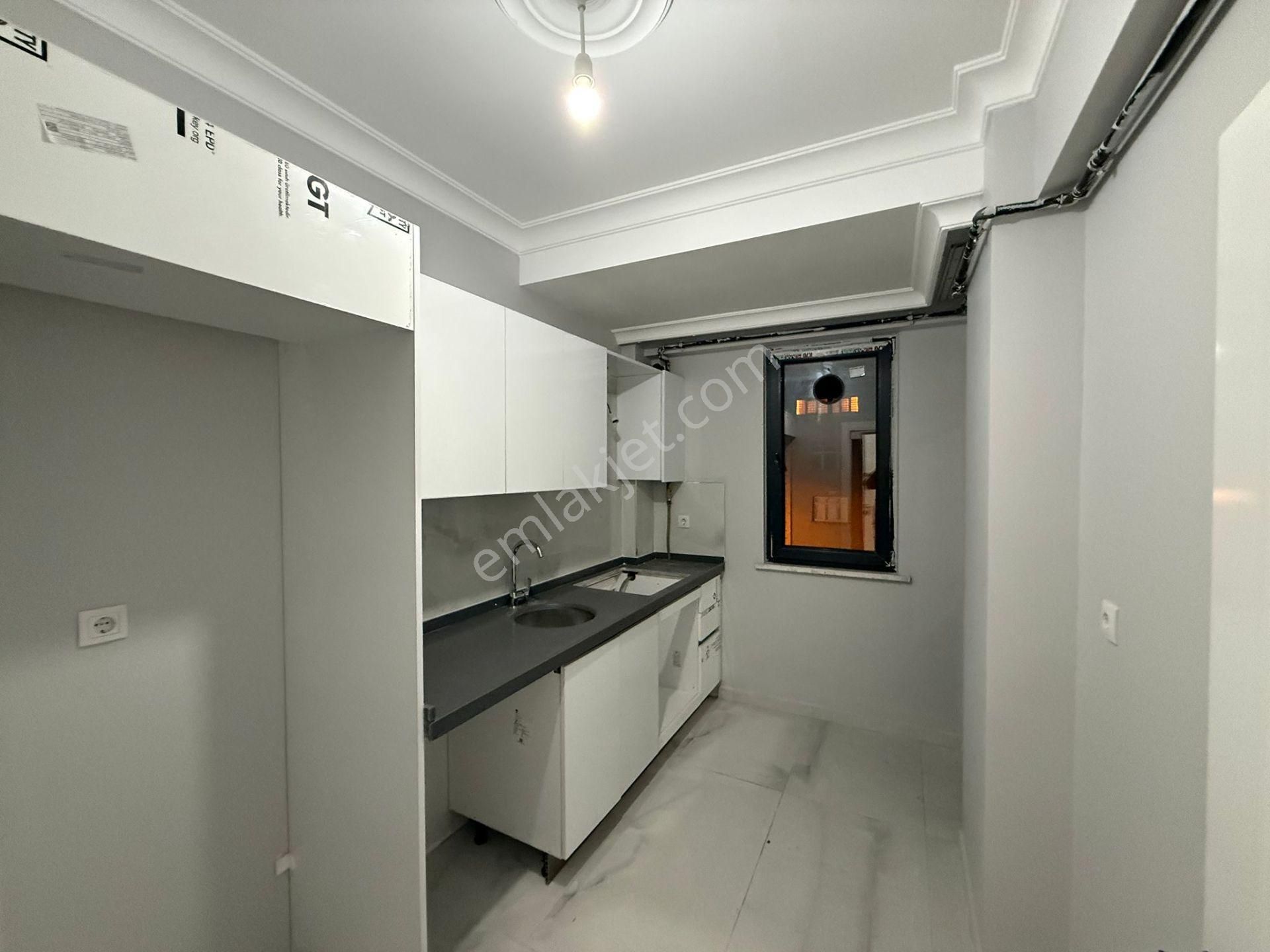 Aydın.inş Cebeci Mah 2+1 80m2 3.kat Asansörlü Hasehki Hastane Yürüme Mesafe - Görsel 6