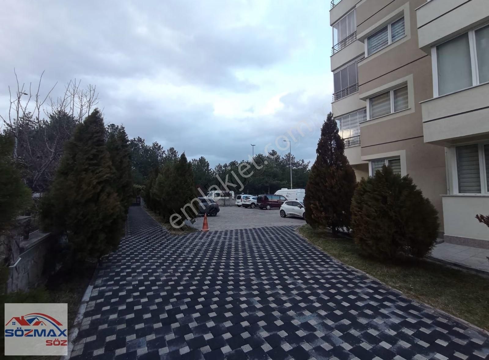 Yakut Da Kiralık 185 M2 Güney Cephe Kiralık Ara Kat Daire - Görsel 17