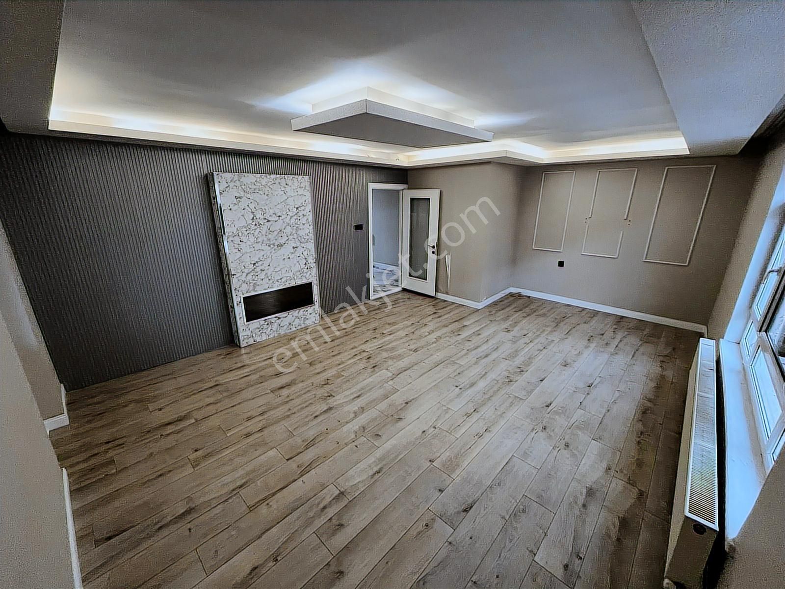 Altın Anahtardan 19 Mayıs Cd Yanı Katta Ön Cephe Lüx Yapılı - Görsel 13