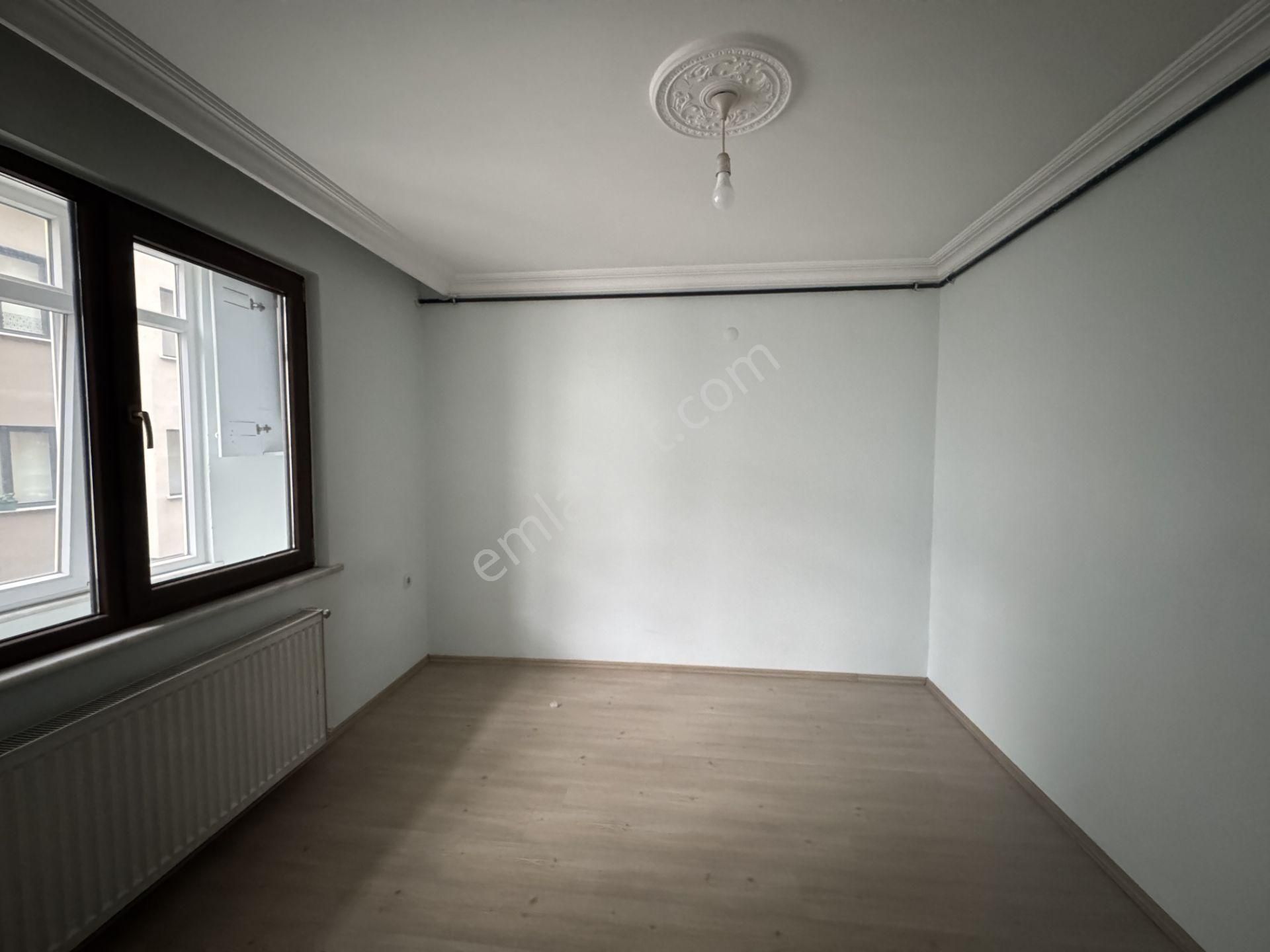 Şişli Halide Edip 2+1 90m² Balkonlu Arakat Asansörlü Çift Cephe - Görsel 27