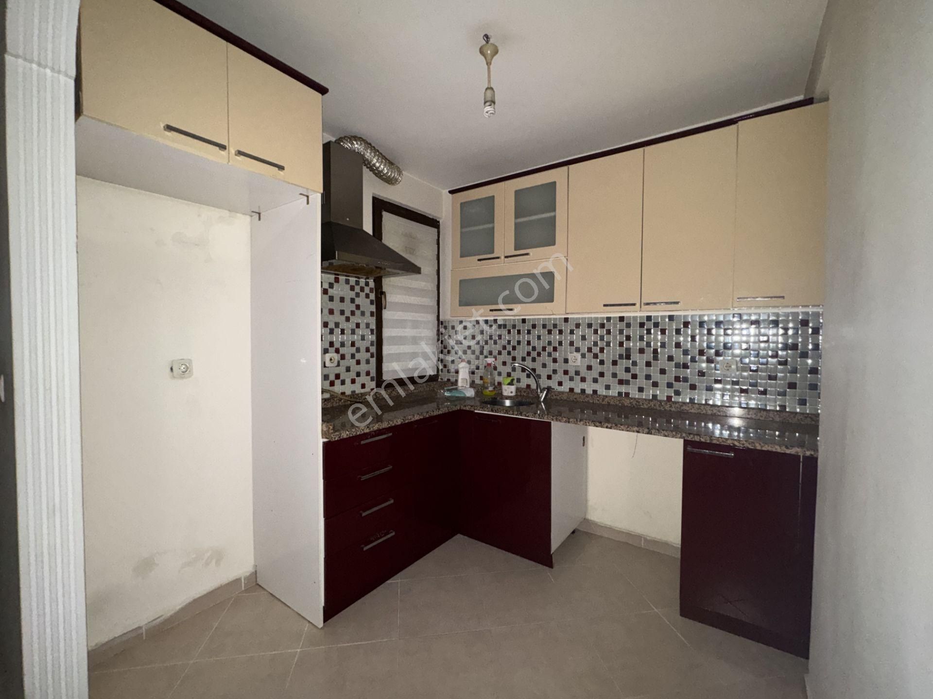 Şişli Halide Edip 2+1 90m² Balkonlu Arakat Asansörlü Çift Cephe - Görsel 15