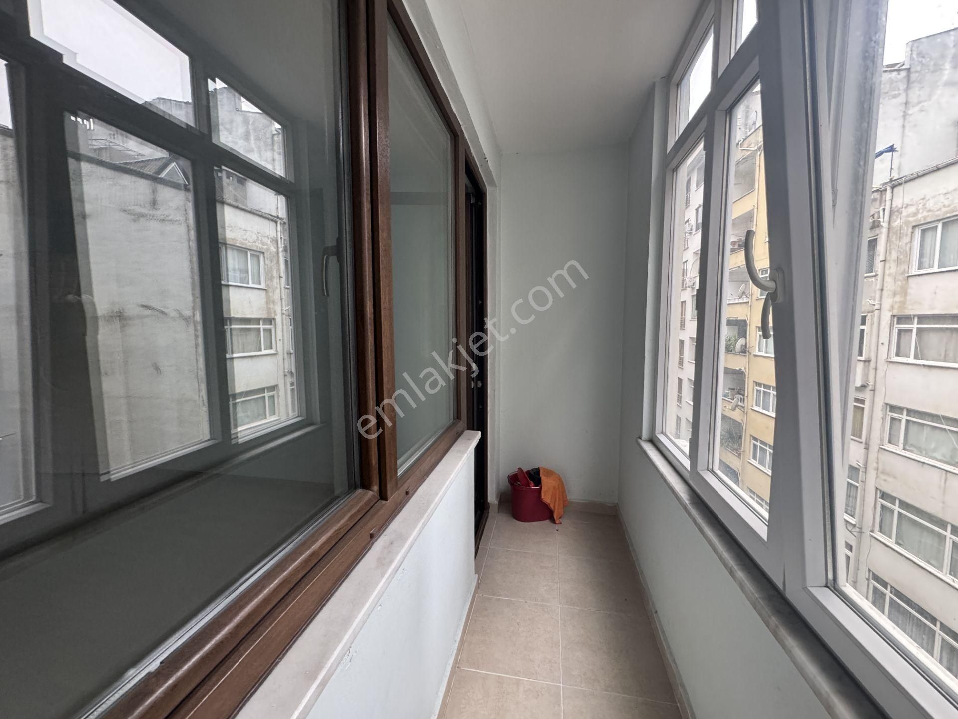 Şişli Halide Edip 2+1 90m² Balkonlu Arakat Asansörlü Çift Cephe - Görsel 30