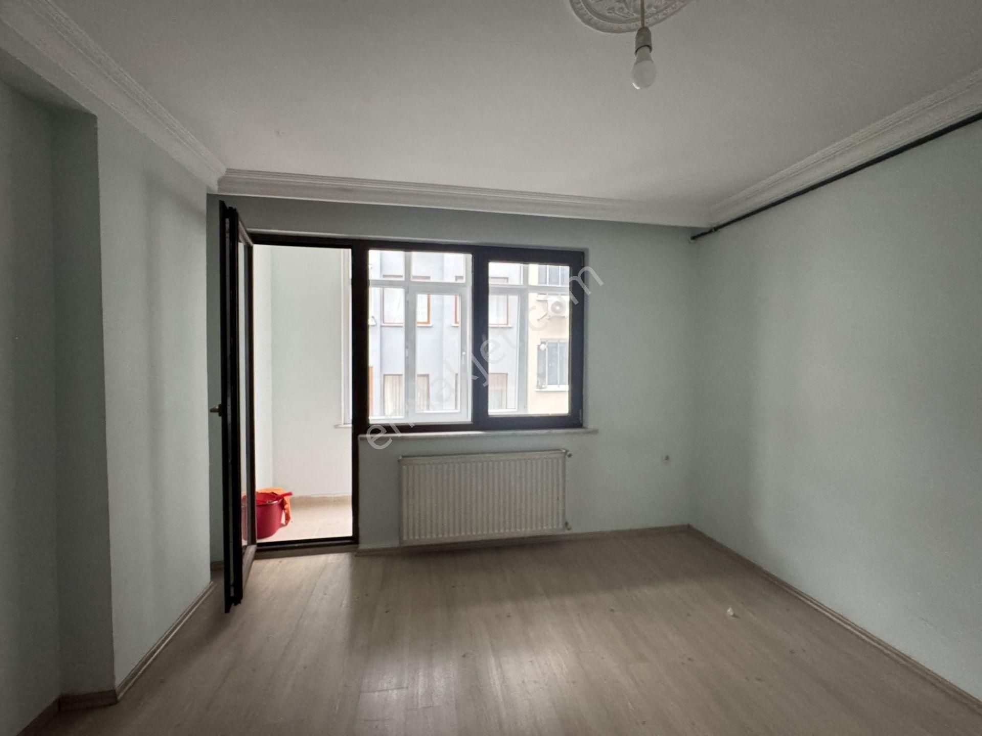 Şişli Halide Edip 2+1 90m² Balkonlu Arakat Asansörlü Çift Cephe - Görsel 23