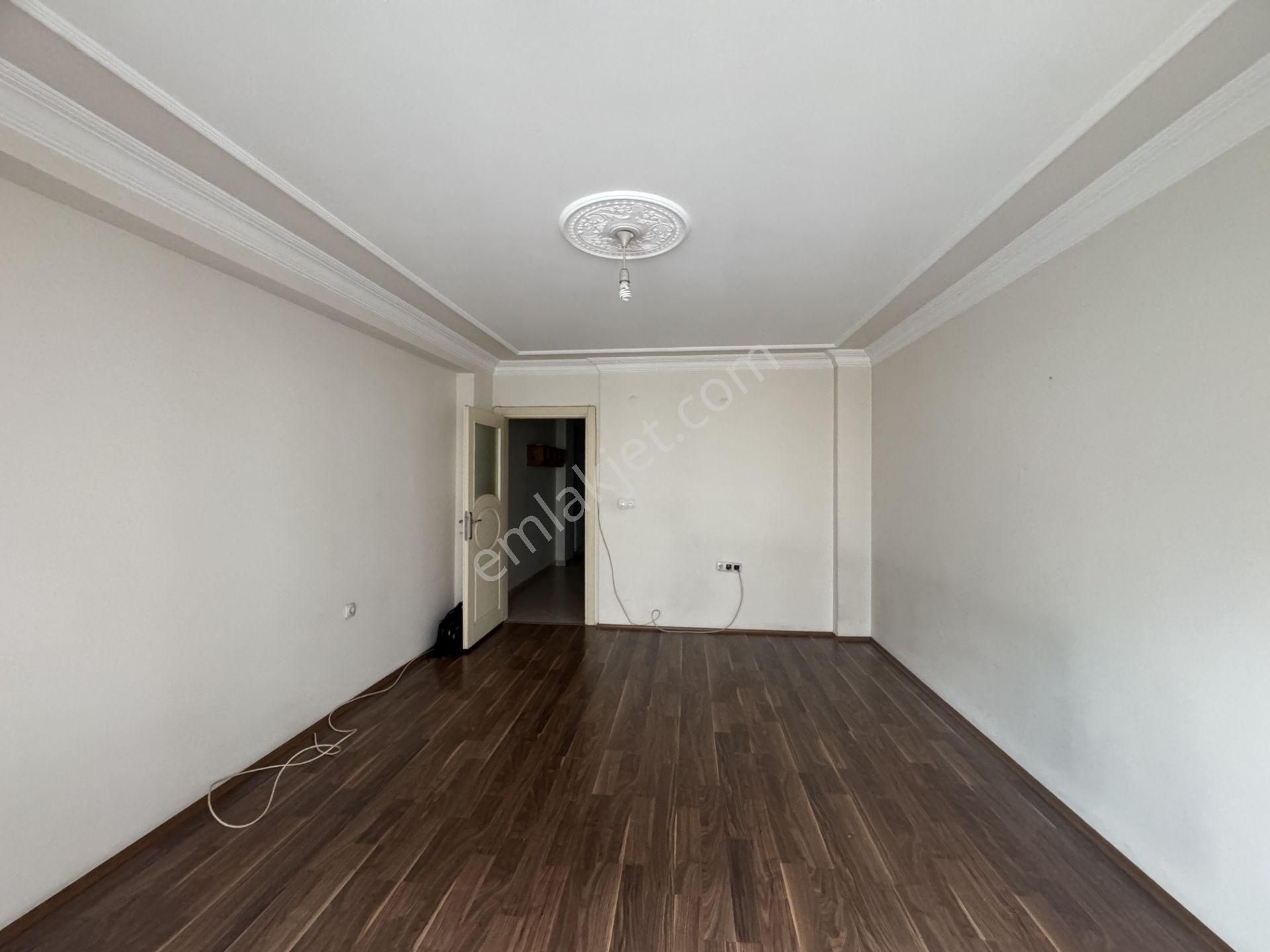 Şişli Halide Edip 2+1 90m² Balkonlu Arakat Asansörlü Çift Cephe - Görsel 8