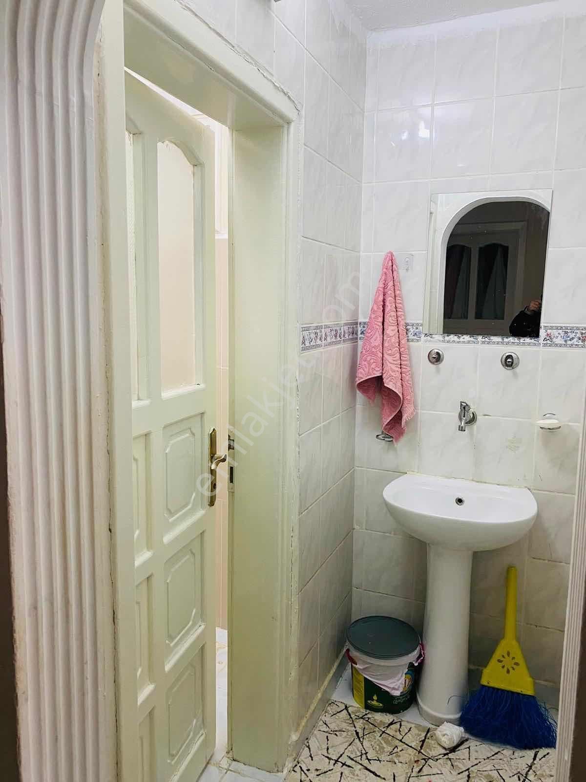 Süre Emlak`tan Satılık 3+1 Daire`miz Merkezin Göbeğinde Kalmakta - Görsel 13