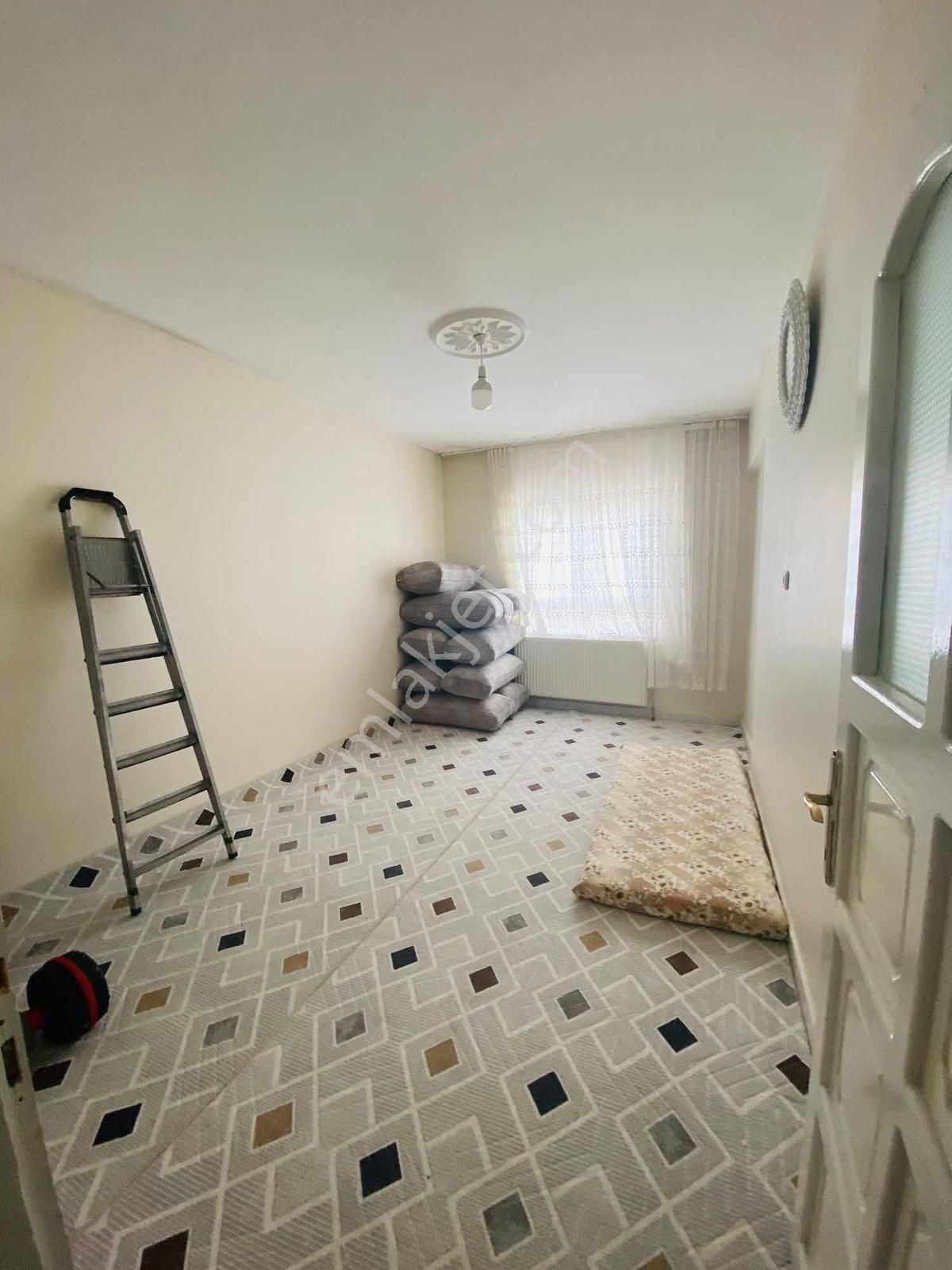 Süre Emlak`tan Satılık 3+1 Daire`miz Merkezin Göbeğinde Kalmakta - Görsel 10