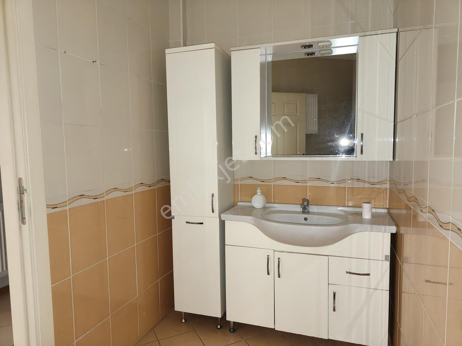 Emaks'tan/cevizliderenin En Güzel Sokağında/bakımlı/geniş/3+1 - Görsel 8