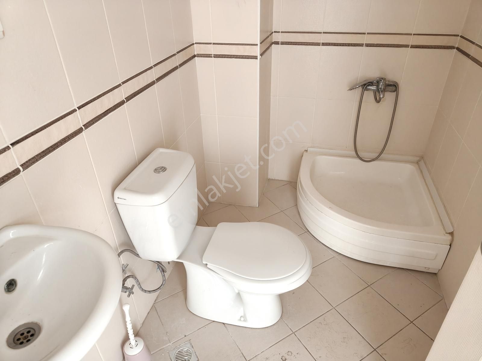 Emaks'tan/cevizliderenin En Güzel Sokağında/bakımlı/geniş/3+1 - Görsel 25