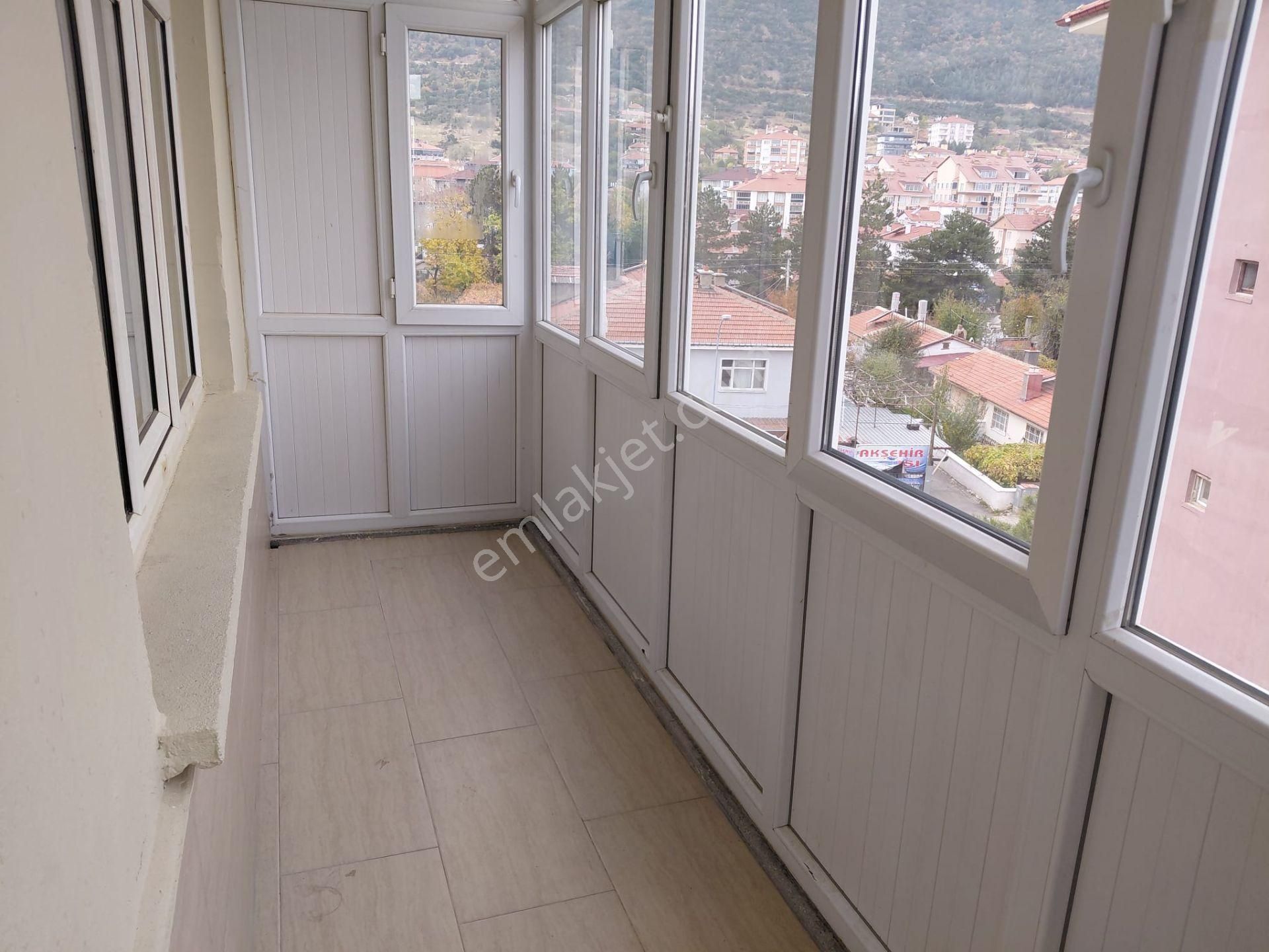 Bizim Emlaktan Ucuzlukta 3+1 Doğalgazlı - Görsel 26