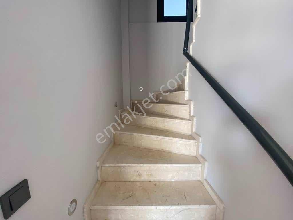 Özdere'de Sıfır Panoramik Deniz Manzaralı Vılla (pazarlık Var) - Görsel 12