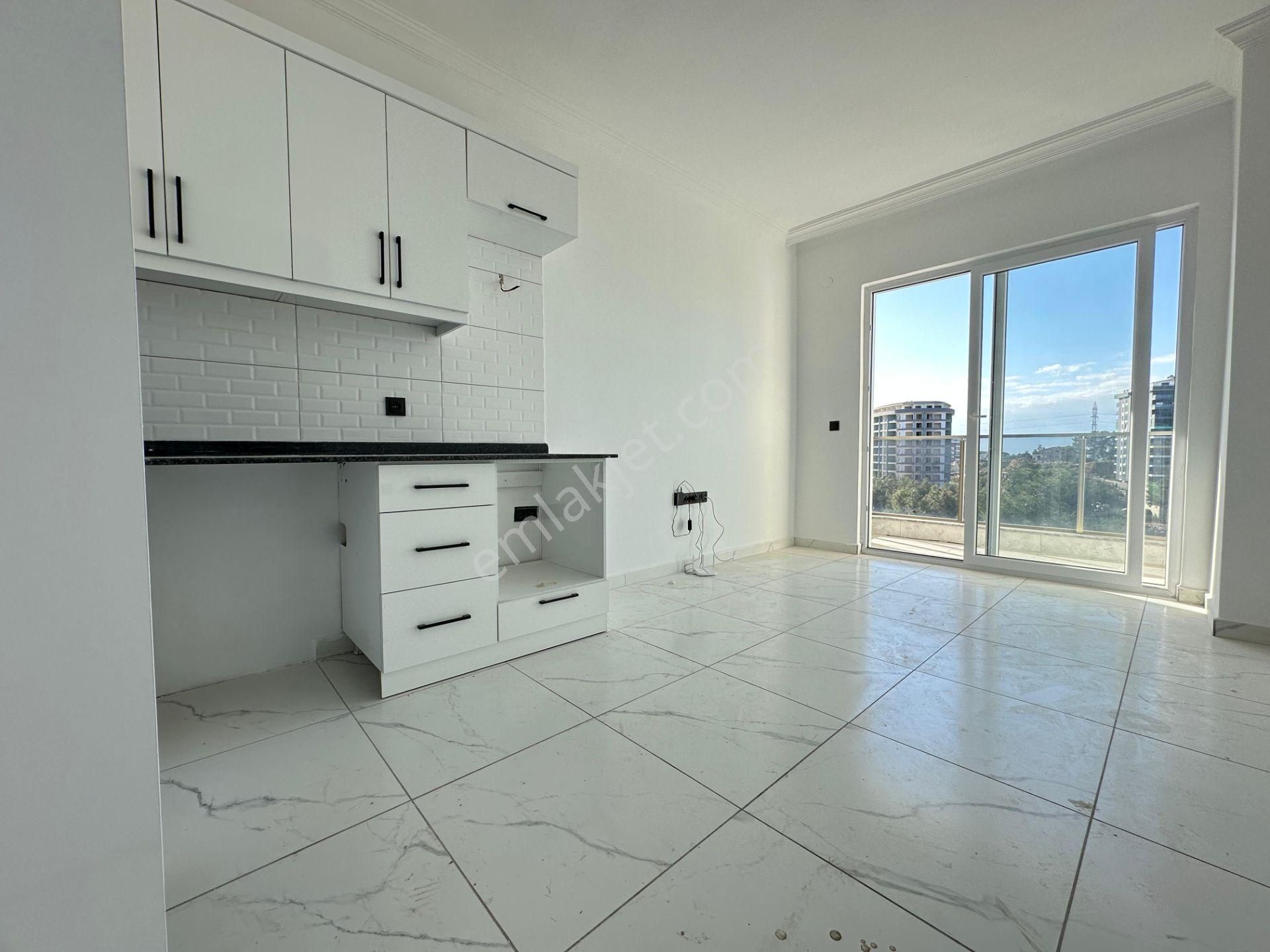 Full Aktiviteli Site İçerisinde Deniz Manzaralı 1+1 Daire - Görsel 10