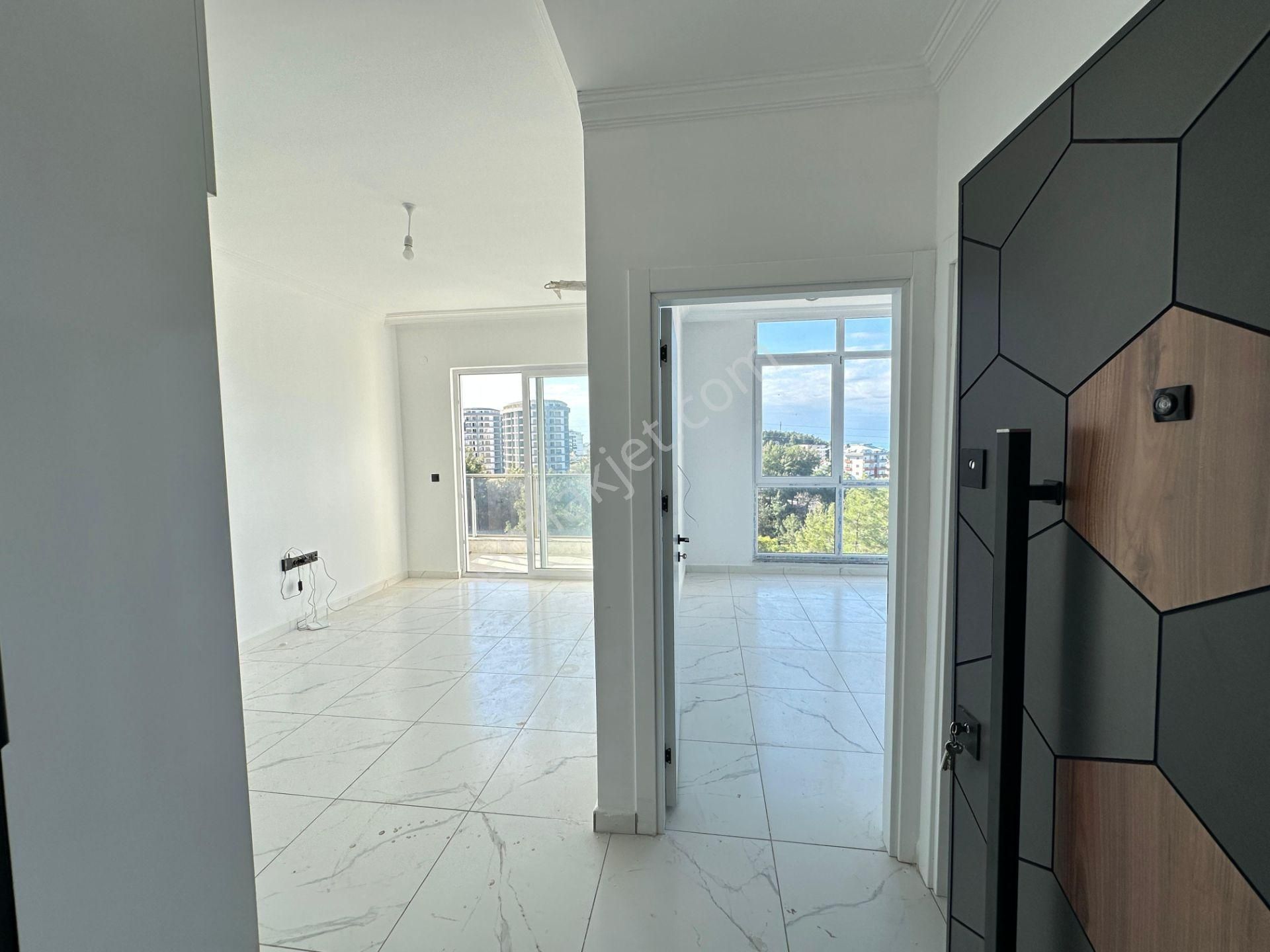 Full Aktiviteli Site İçerisinde Deniz Manzaralı 1+1 Daire - Görsel 7