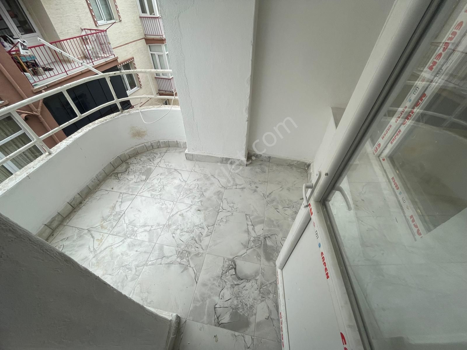 Sincan Pplevne Mah.'de Satılık 3+1 Ara Katta Full Yapılı Daire - Görsel 30