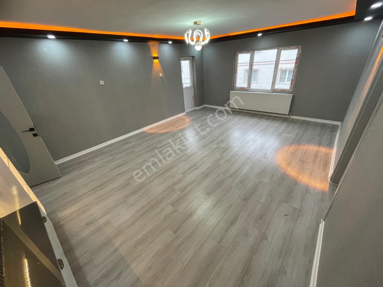 Sincan Pplevne Mah.'de Satılık 3+1 Ara Katta Full Yapılı Daire - Görsel 7