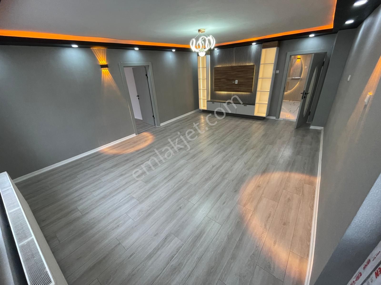 Sincan Pplevne Mah.'de Satılık 3+1 Ara Katta Full Yapılı Daire - Görsel 6