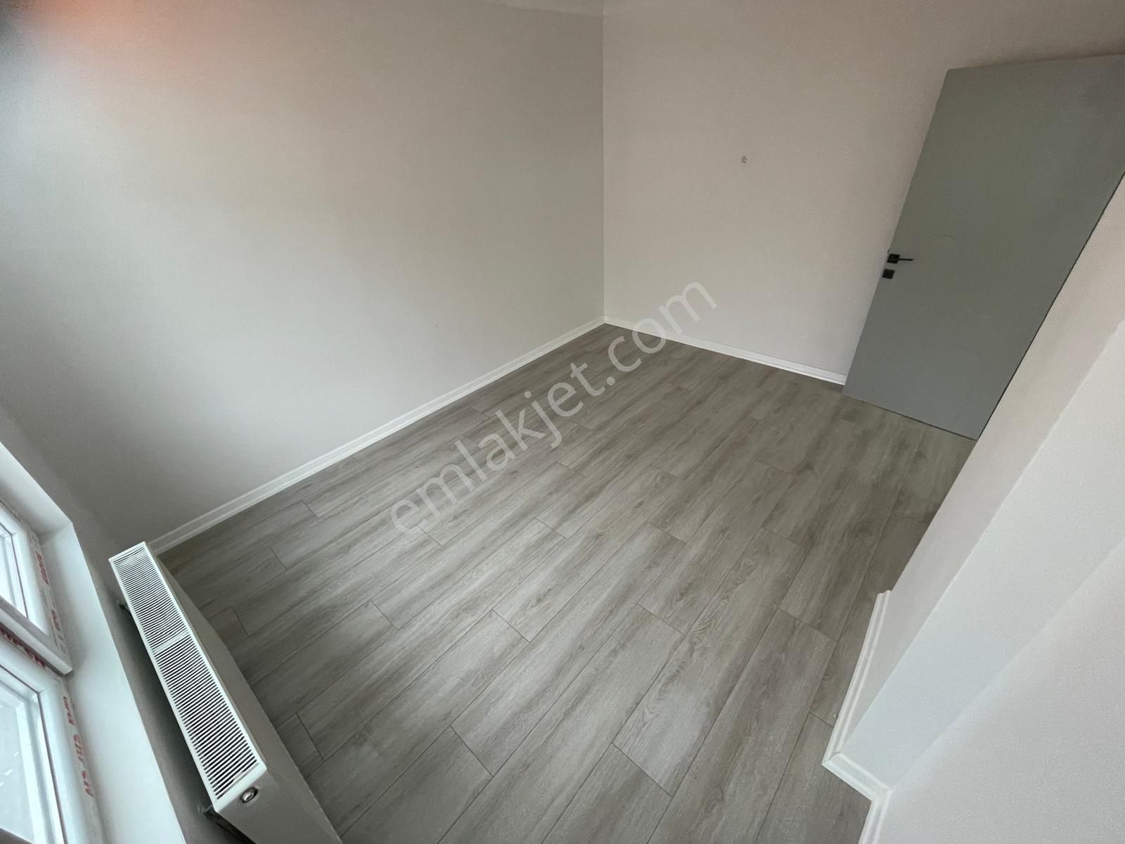 Sincan Pplevne Mah.'de Satılık 3+1 Ara Katta Full Yapılı Daire - Görsel 11