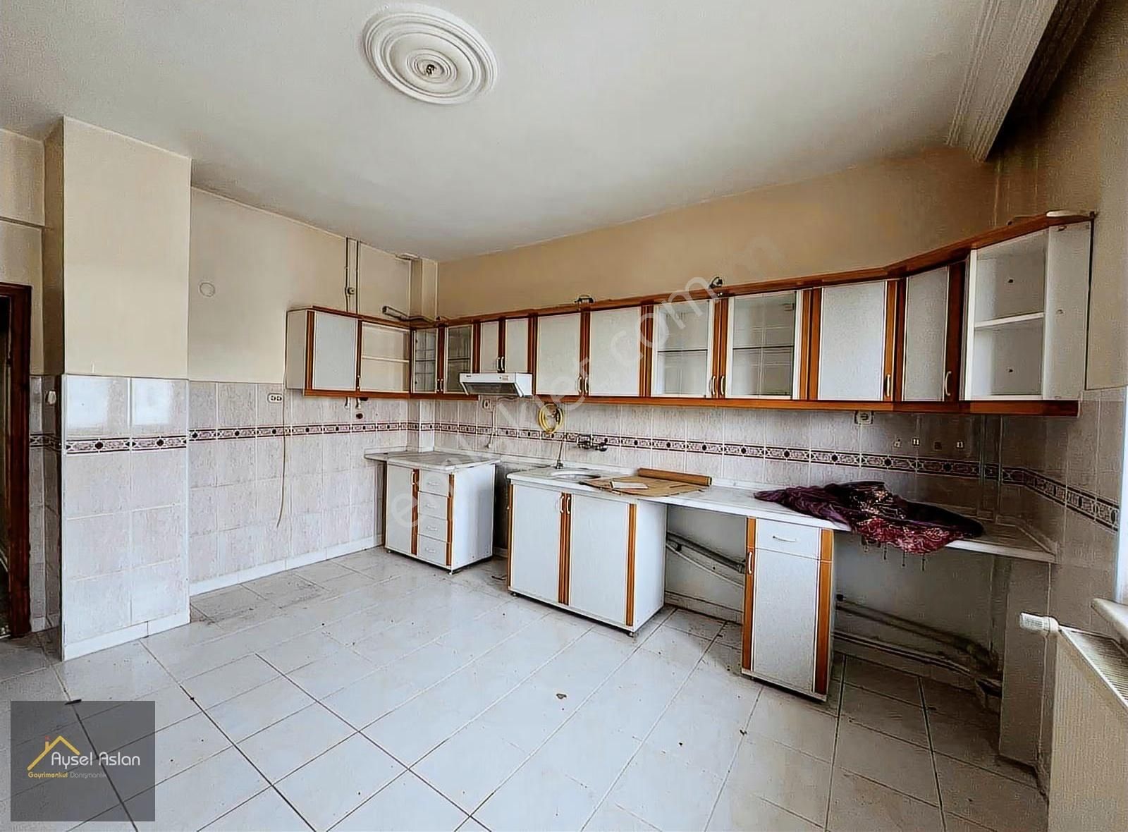 Yeni Mahalle'de Sümer İlköğretim Karşısında 5+1 Kiralık Dubleks - Görsel 13