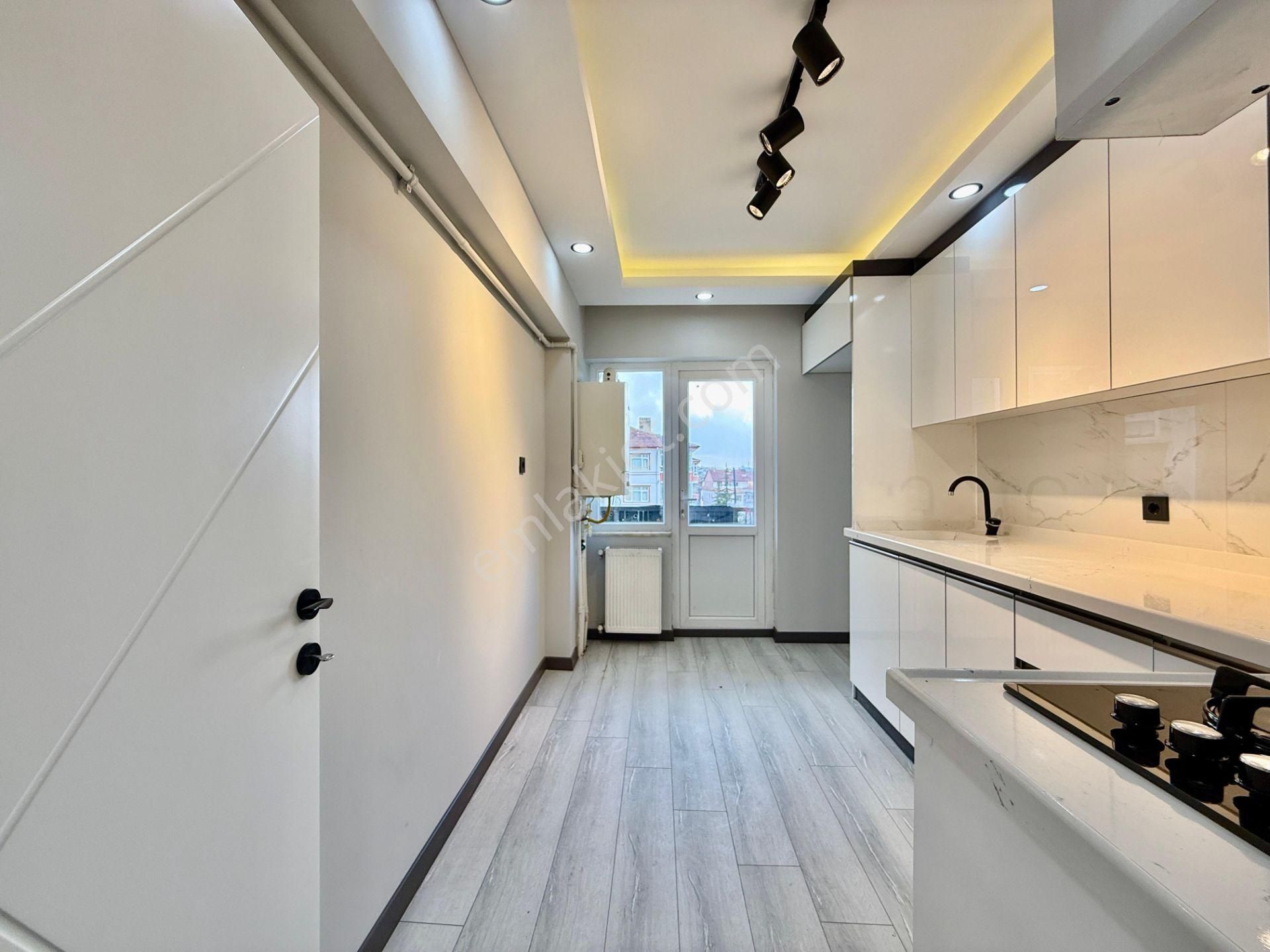 Kalecik Emlak'tan Fatih Mah.g.b Cephe Full Yapılı 3+1 1.kat 130m² - Görsel 2