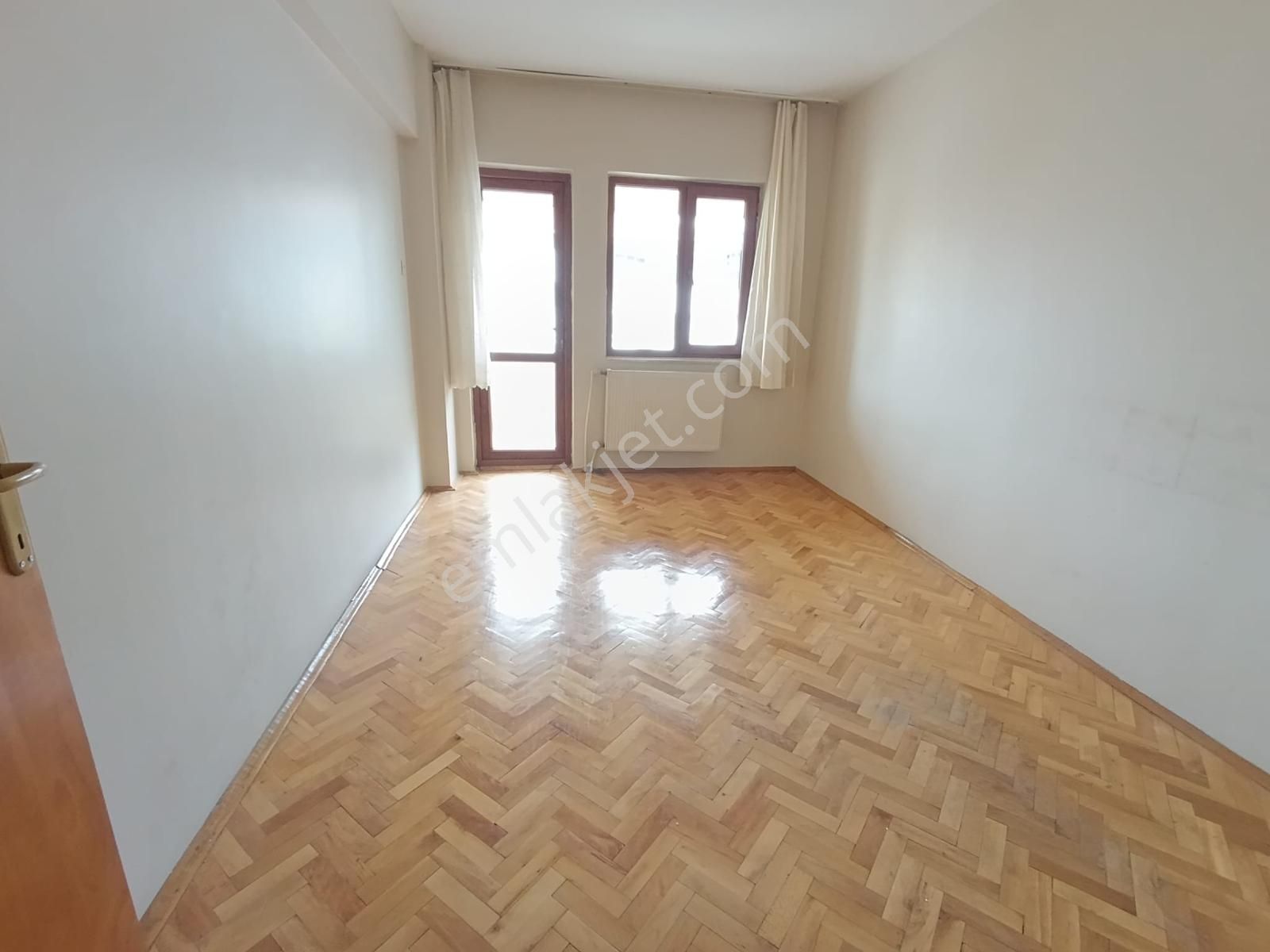 Çankayada Lizbon Caddesine Yakın Ara Kat 3+1 Kiralık Daire - Görsel 34