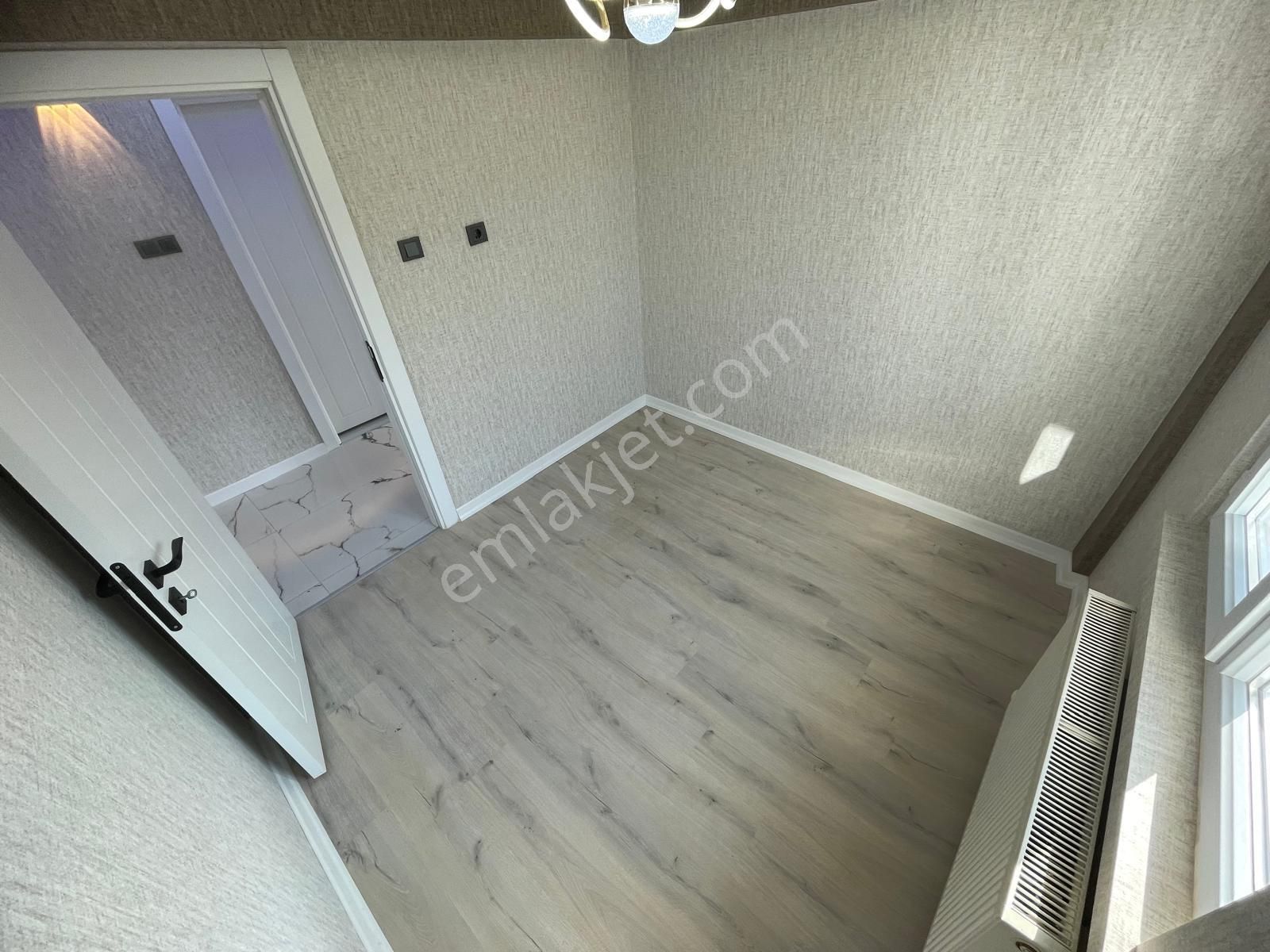 Sincan İstasyon Mah.'de Satılık 3+1 Ön Cephe Full Yapılı Bağımsız Daire - Görsel 20