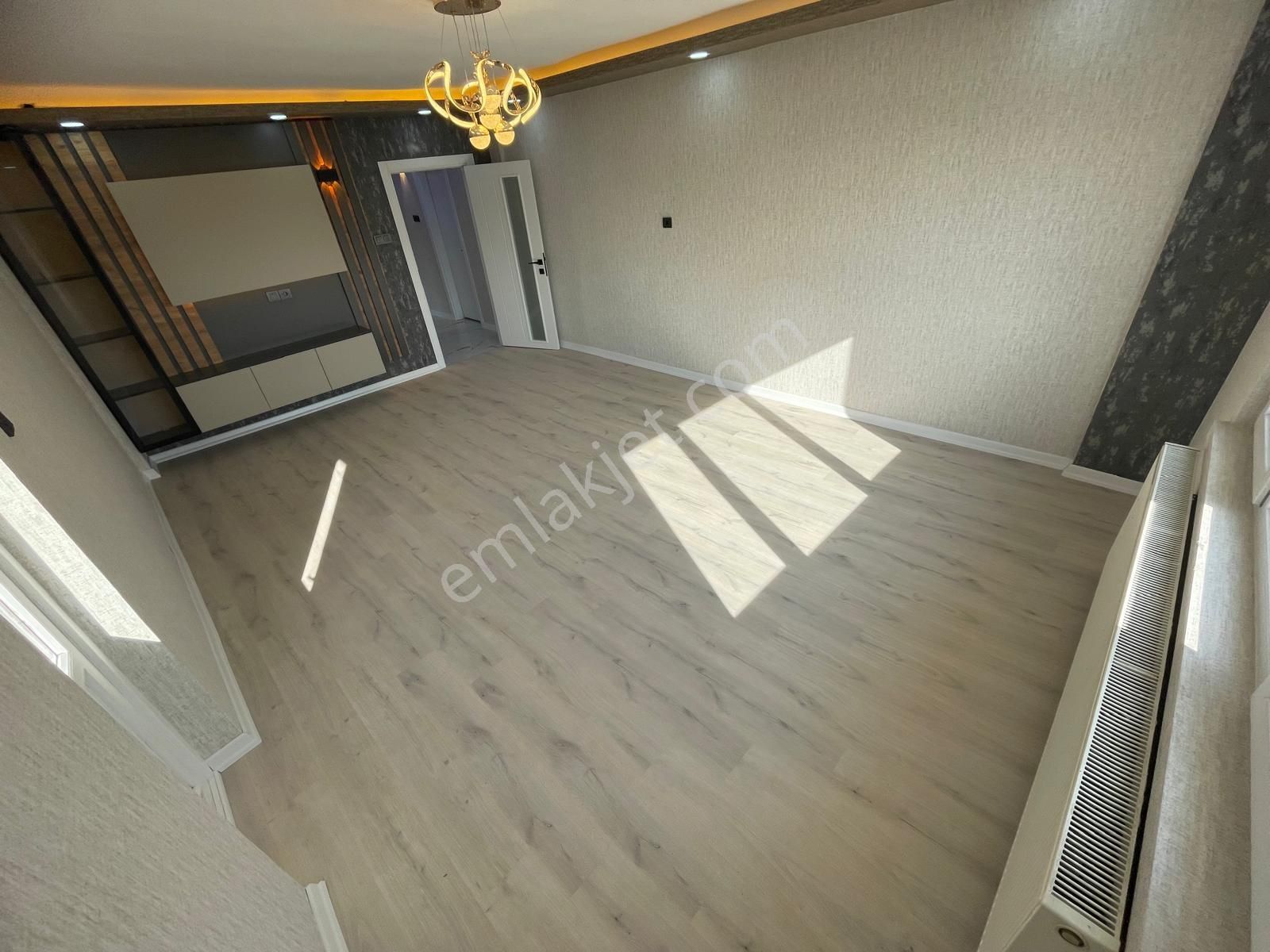 Sincan İstasyon Mah.'de Satılık 3+1 Ön Cephe Full Yapılı Bağımsız Daire - Görsel 8