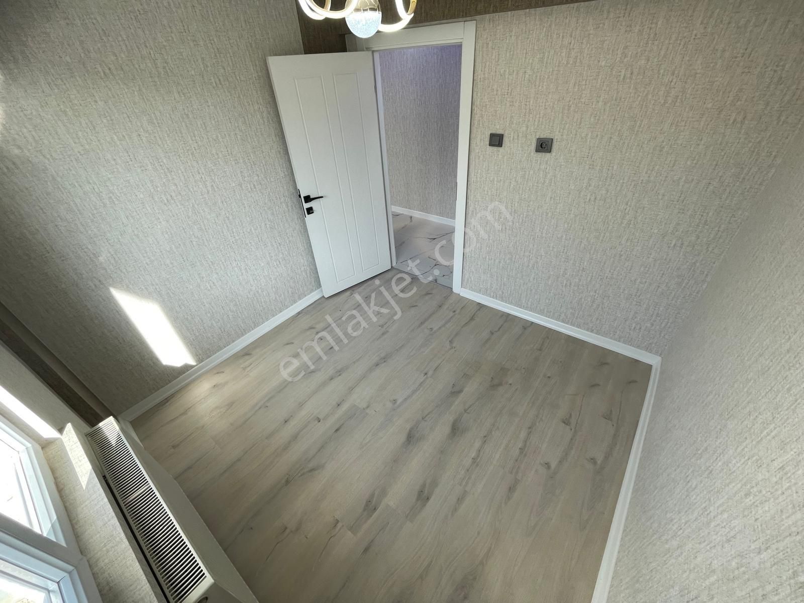 Sincan İstasyon Mah.'de Satılık 3+1 Ön Cephe Full Yapılı Bağımsız Daire - Görsel 19