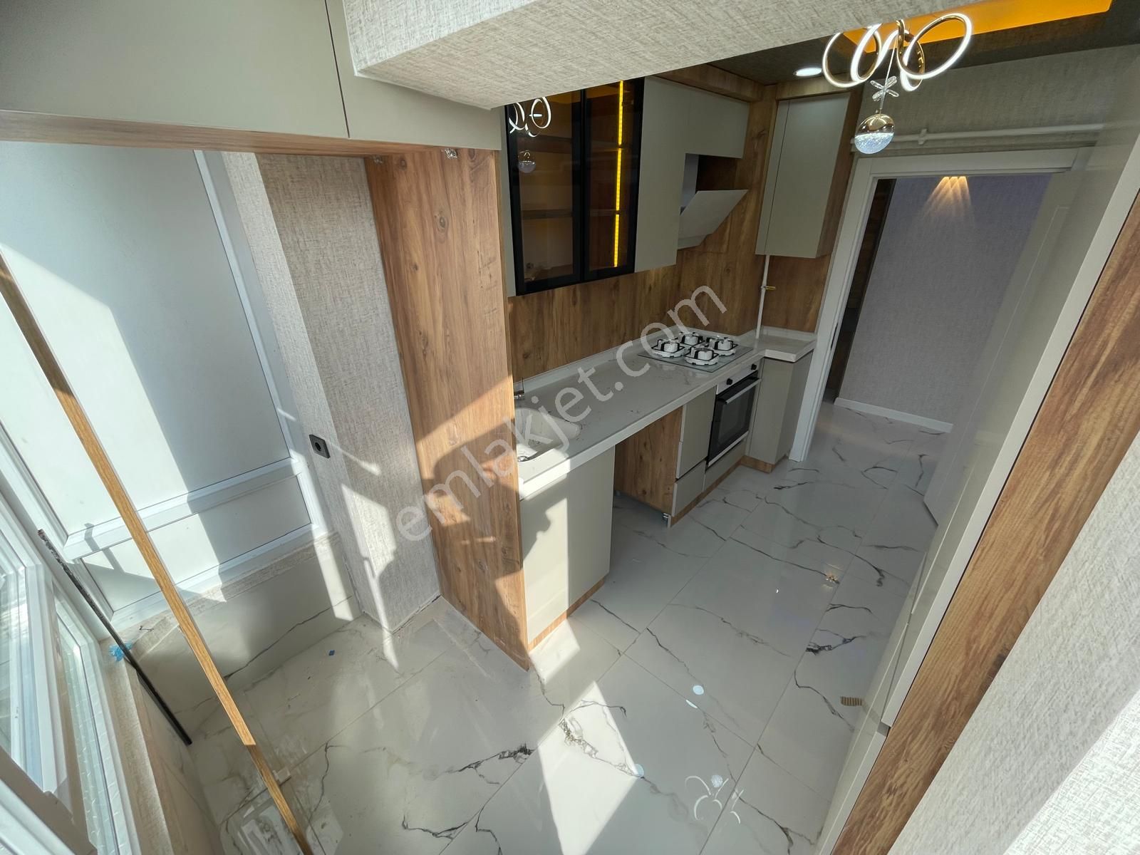 Sincan İstasyon Mah.'de Satılık 3+1 Ön Cephe Full Yapılı Bağımsız Daire - Görsel 4