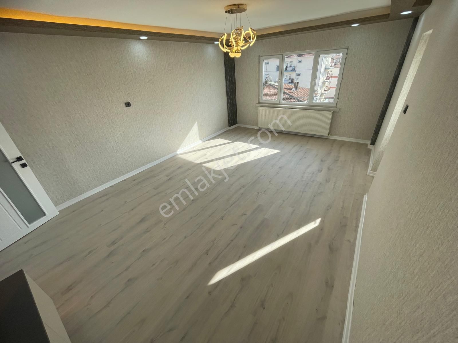 Sincan İstasyon Mah.'de Satılık 3+1 Ön Cephe Full Yapılı Bağımsız Daire - Görsel 7