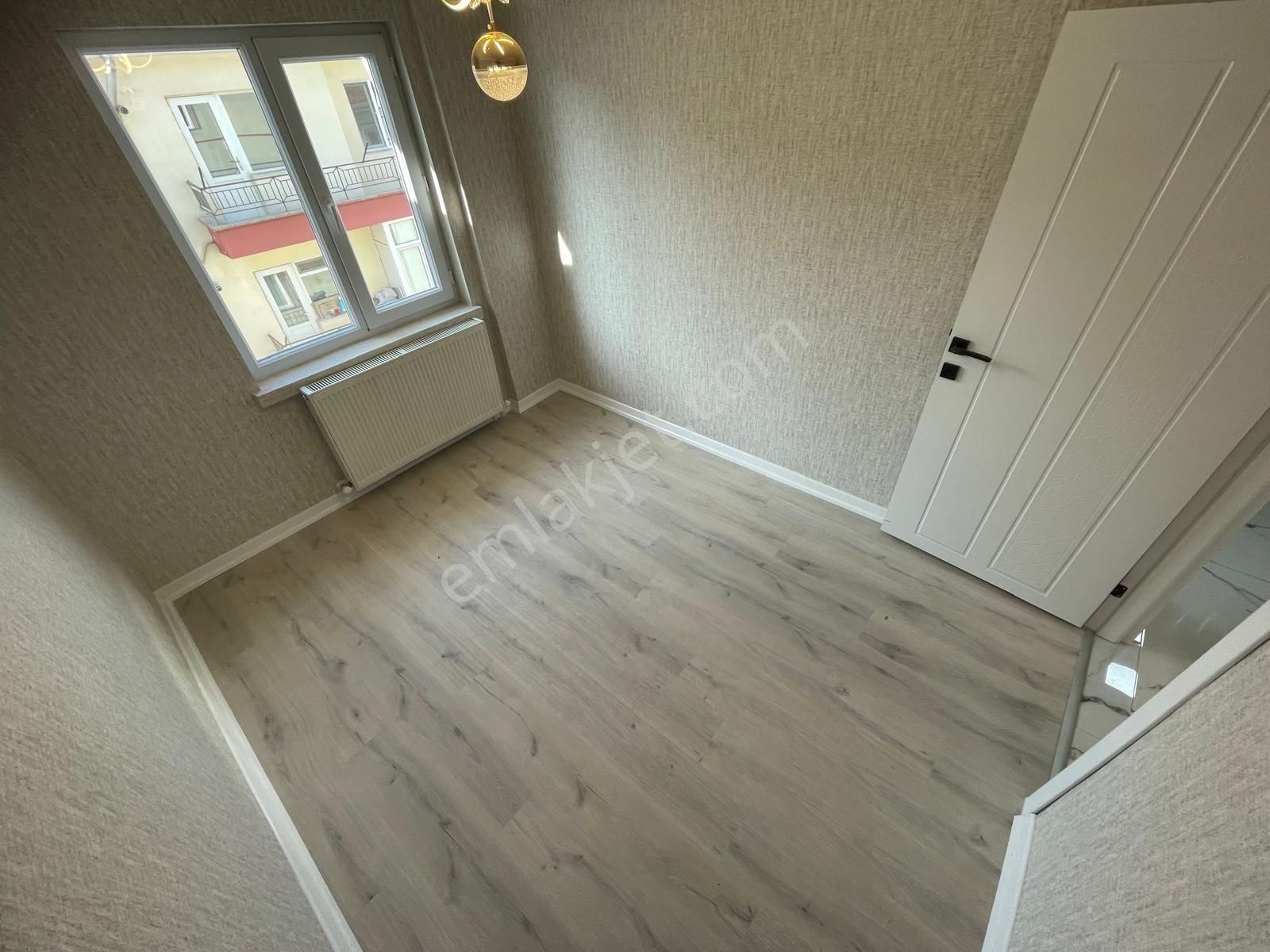 Sincan İstasyon Mah.'de Satılık 3+1 Ön Cephe Full Yapılı Bağımsız Daire - Görsel 13