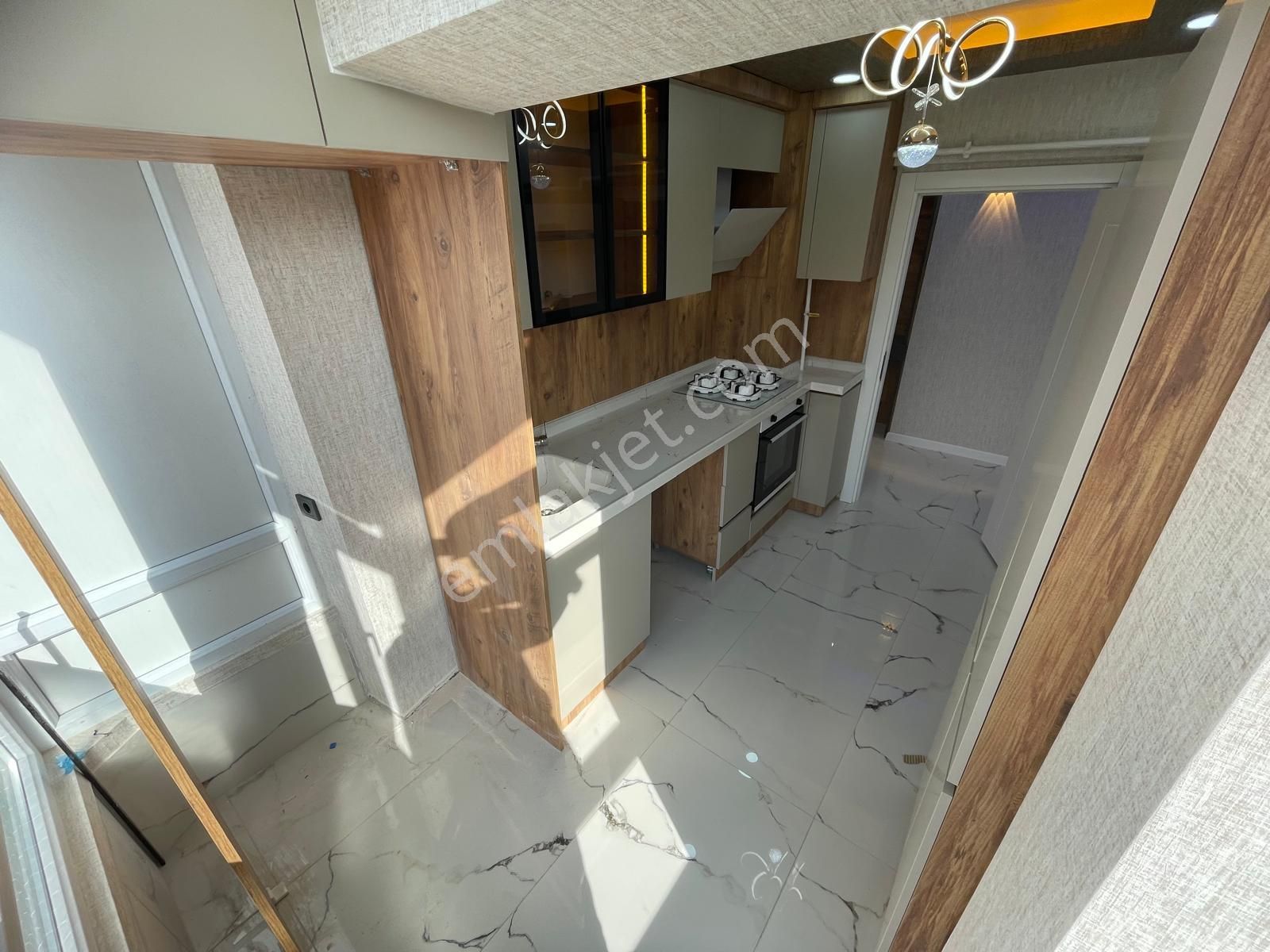 Sincan İstasyon Mah.'de Satılık 3+1 Ön Cephe Full Yapılı Bağımsız Daire - Görsel 2