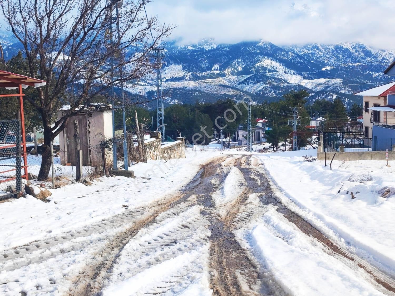 Kar Emlaktan Yenikonacık Kırıntı Mevkiinde 300 M2 Satılık Arsa - Görsel 22